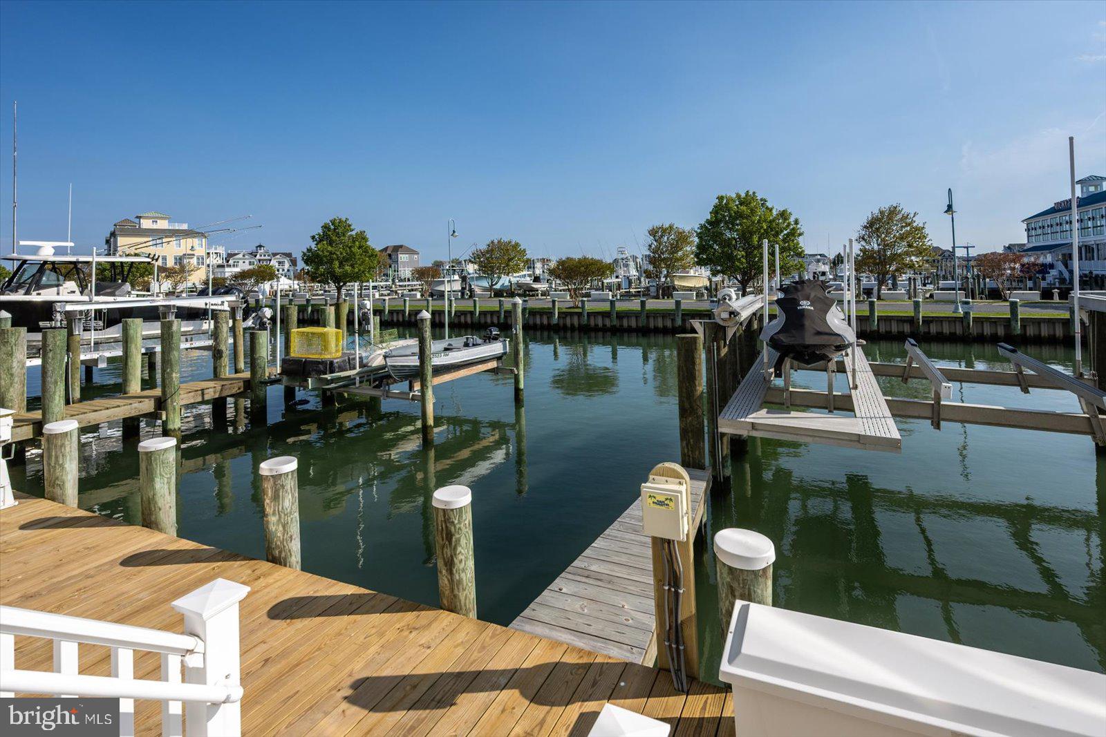 ESTATES AT INLET ISLE - Residential