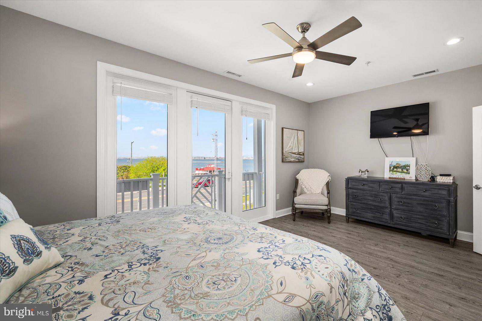 ESTATES AT INLET ISLE - Residential