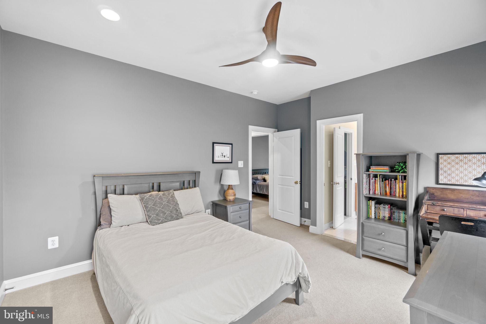 CABIN JOHN PARK - Residential