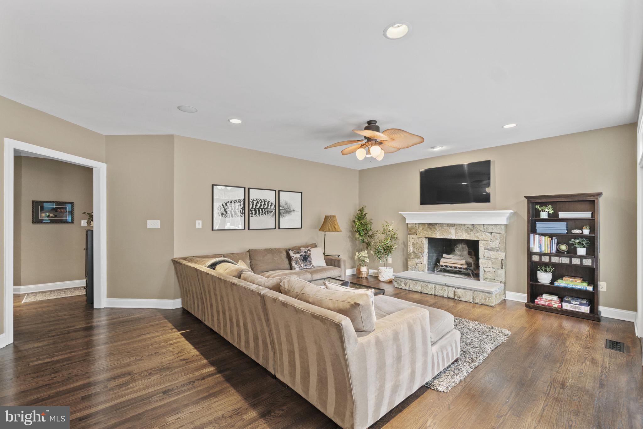 CABIN JOHN PARK - Residential