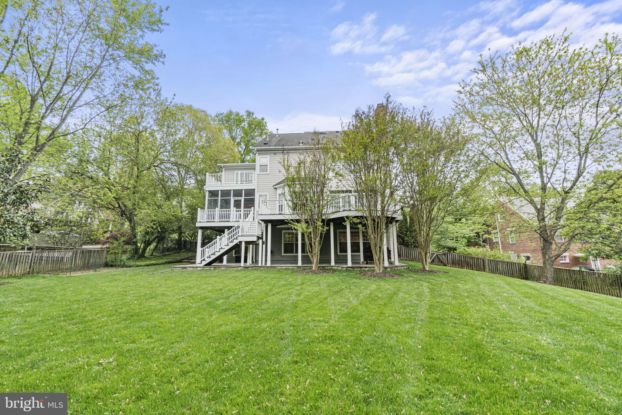 CABIN JOHN PARK - Residential