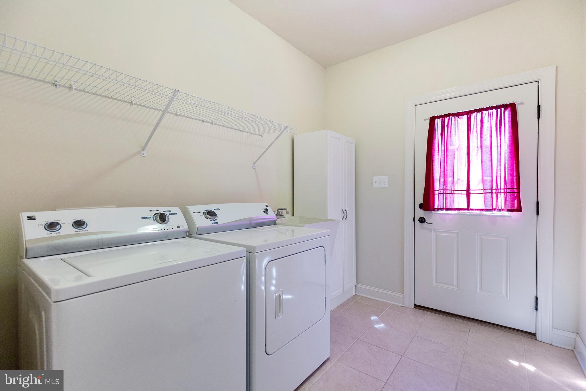 AVONDALE - Residential