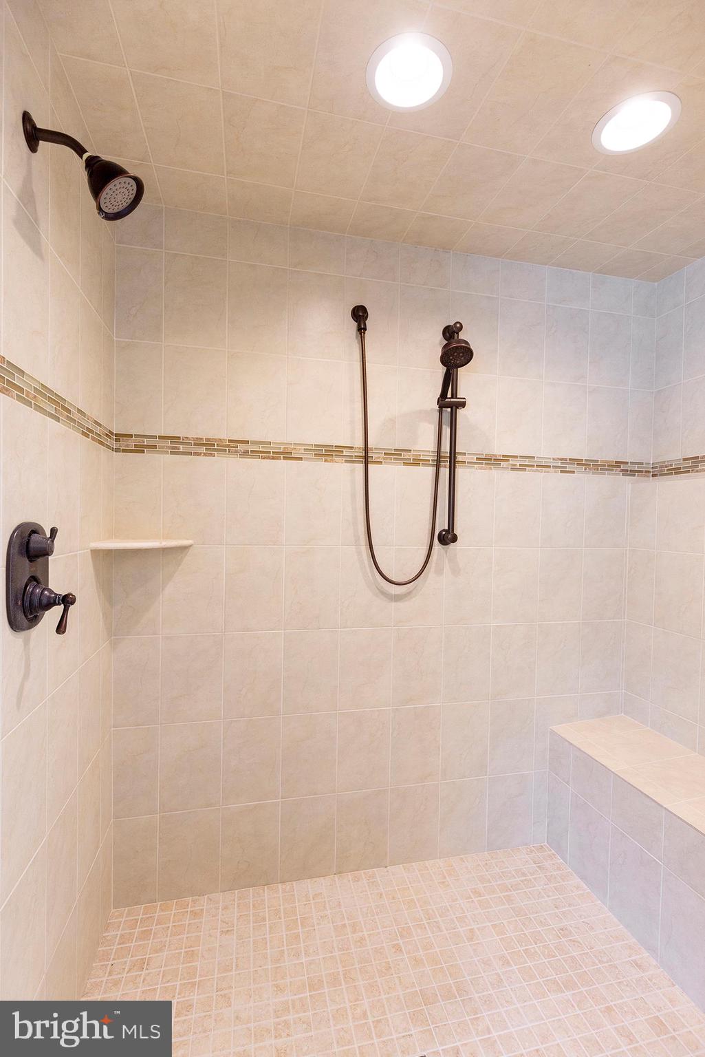 AVONDALE - Residential