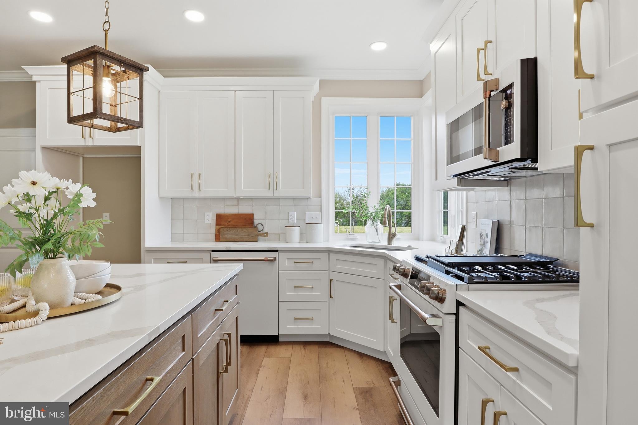 CROSSGATES - Residential