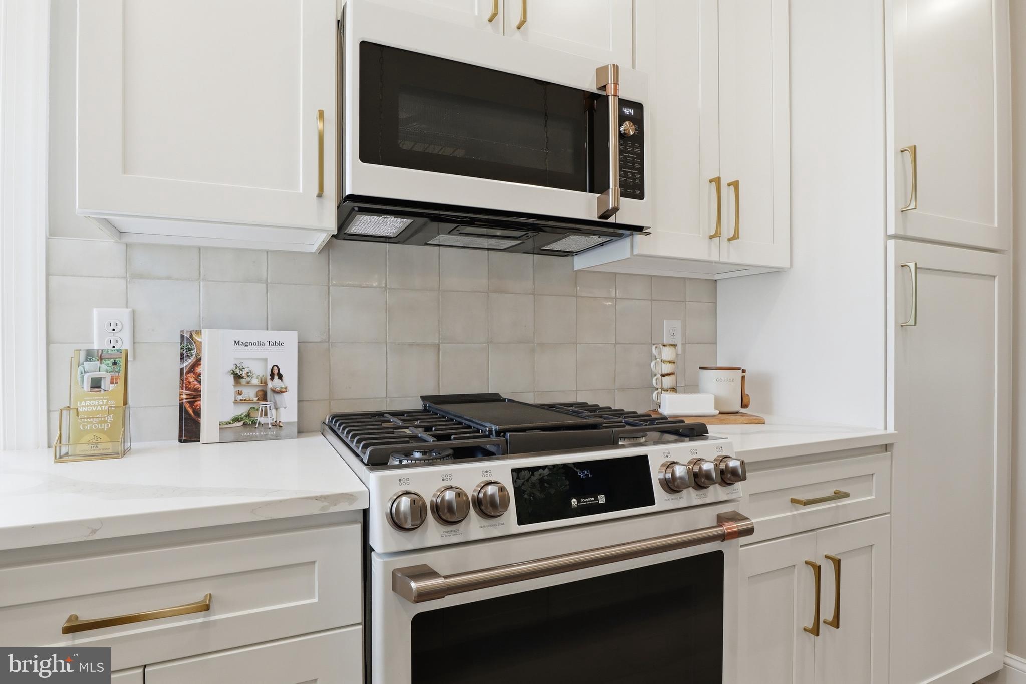 CROSSGATES - Residential