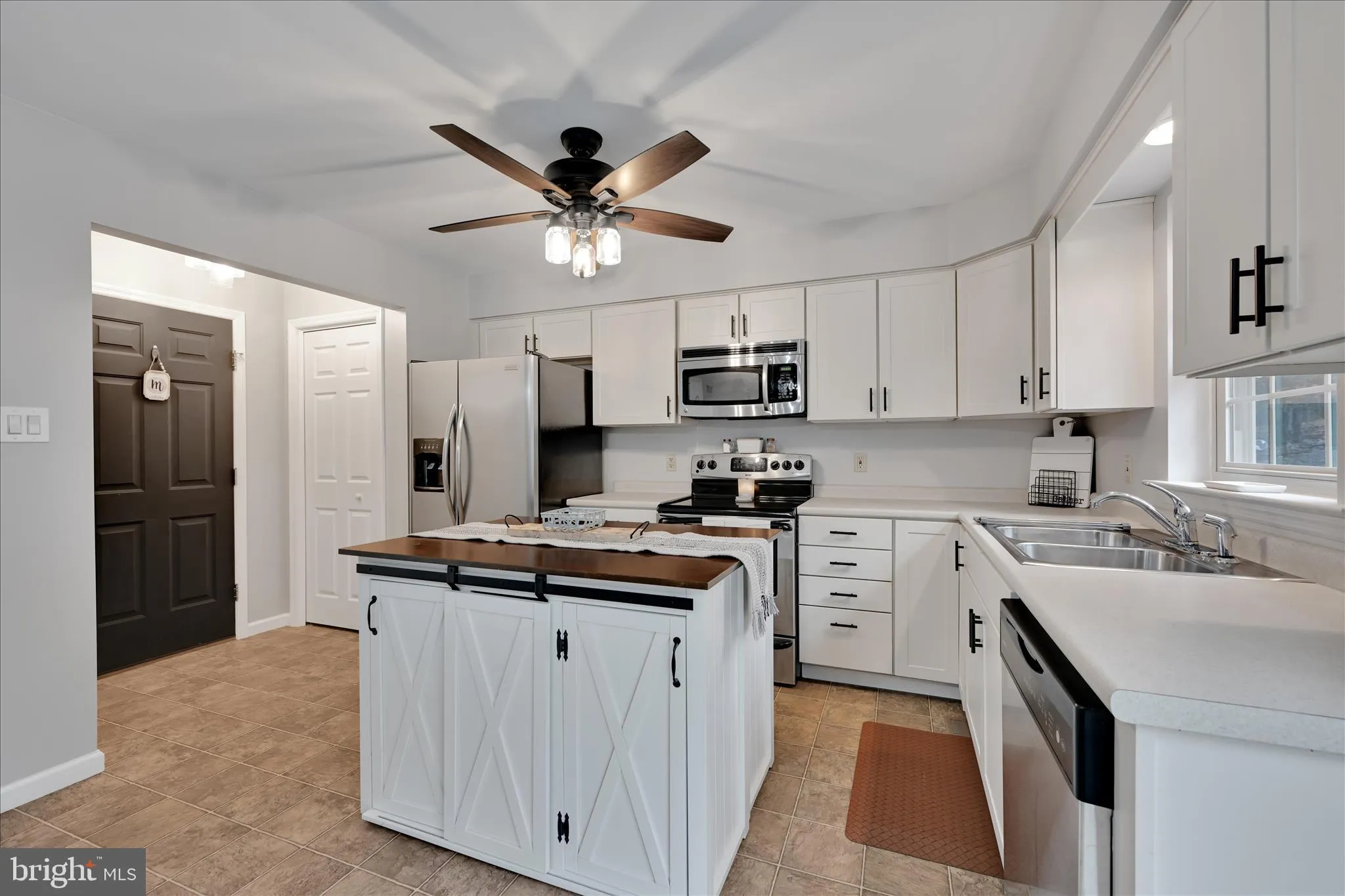 Ashland, Pennsylvania 17921, United States, 3 Bedrooms Bedrooms, ,1 BathroomBathrooms,Residential,Coming Soon,239644