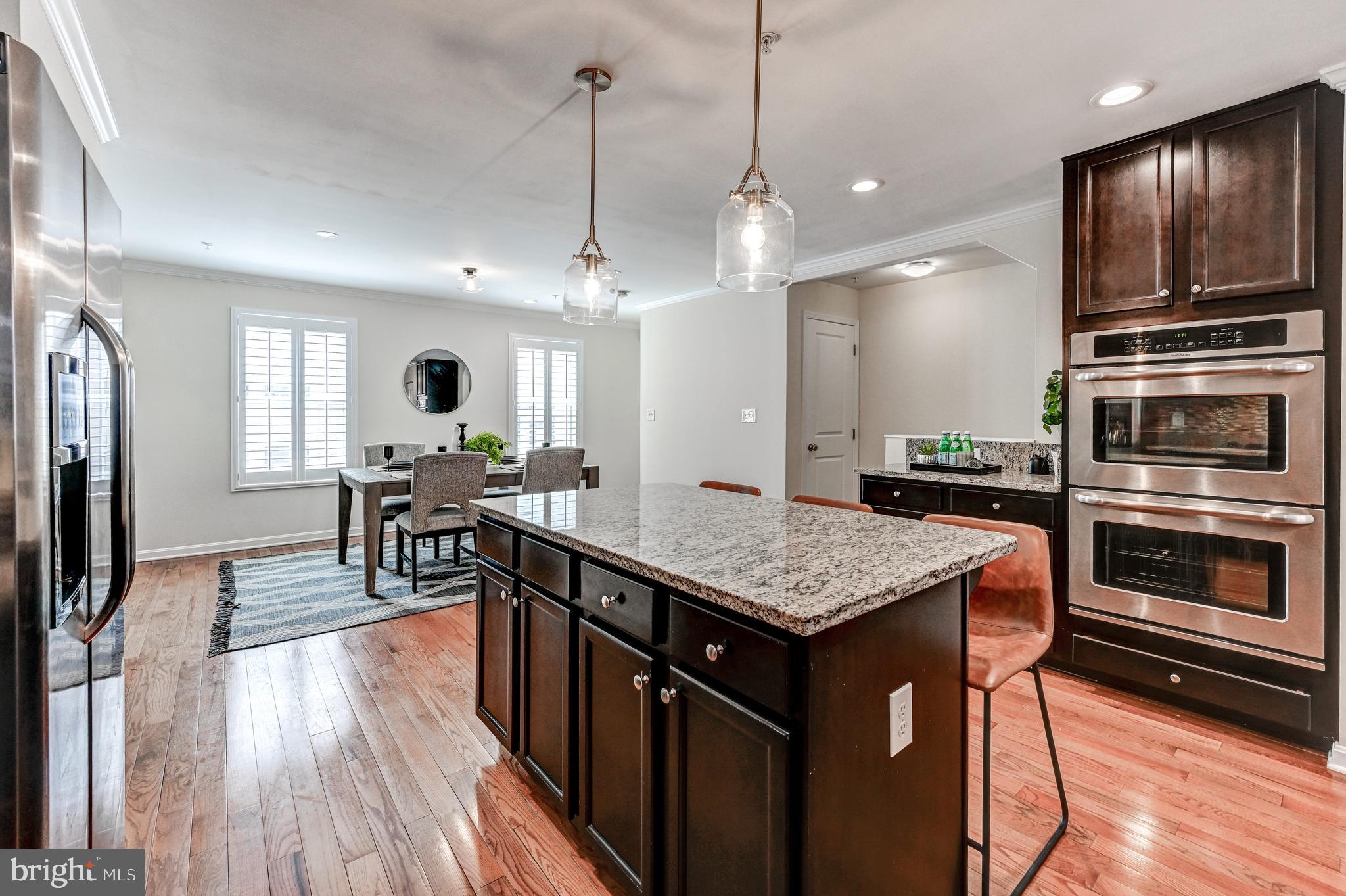 ATHENA SQUARE - Residential