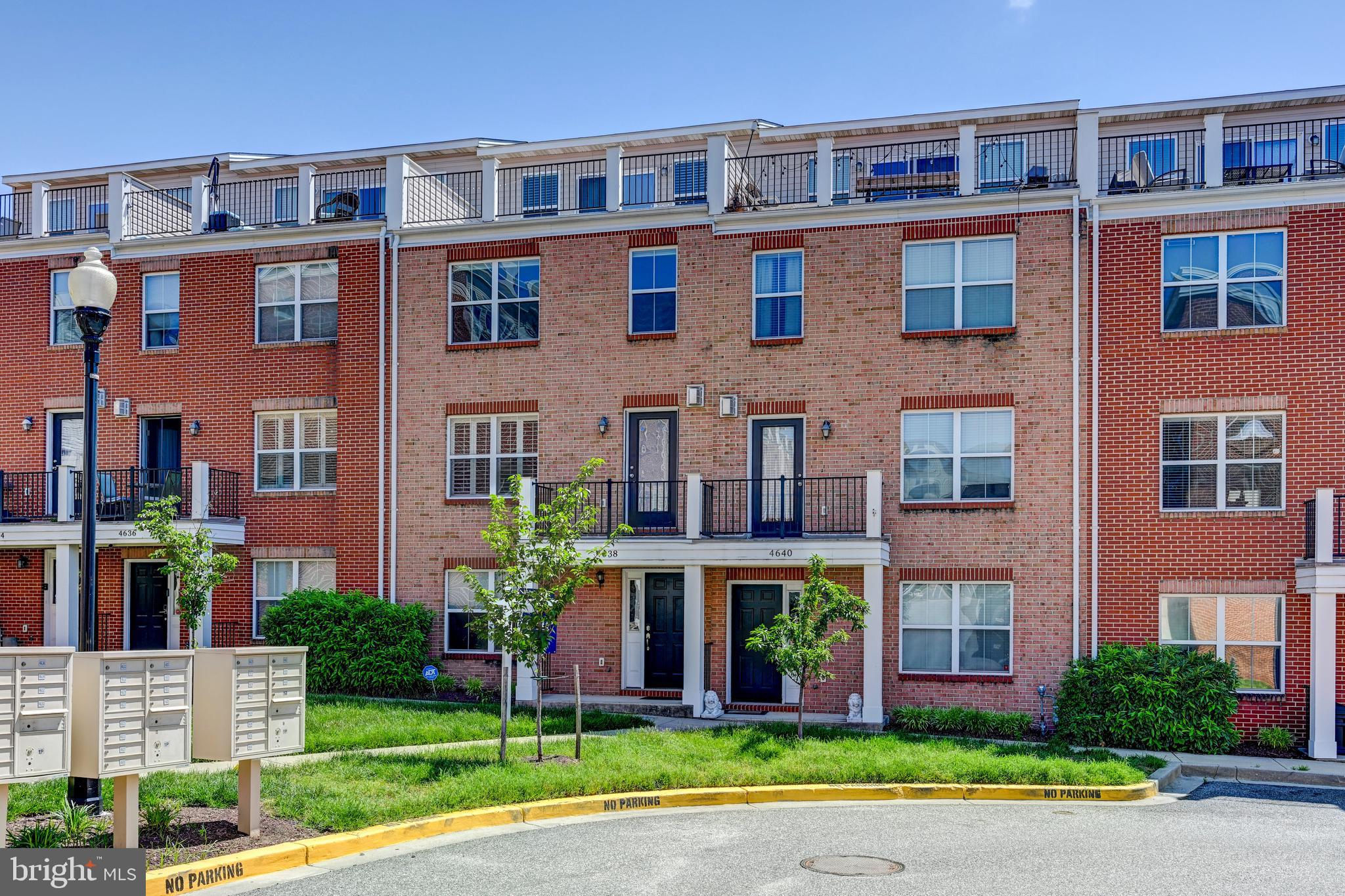 ATHENA SQUARE - Residential