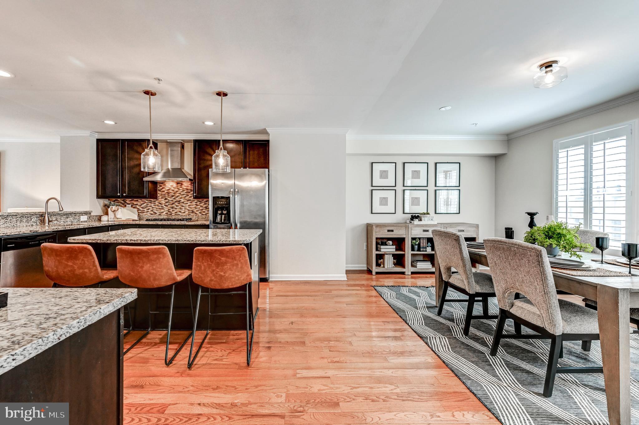 ATHENA SQUARE - Residential