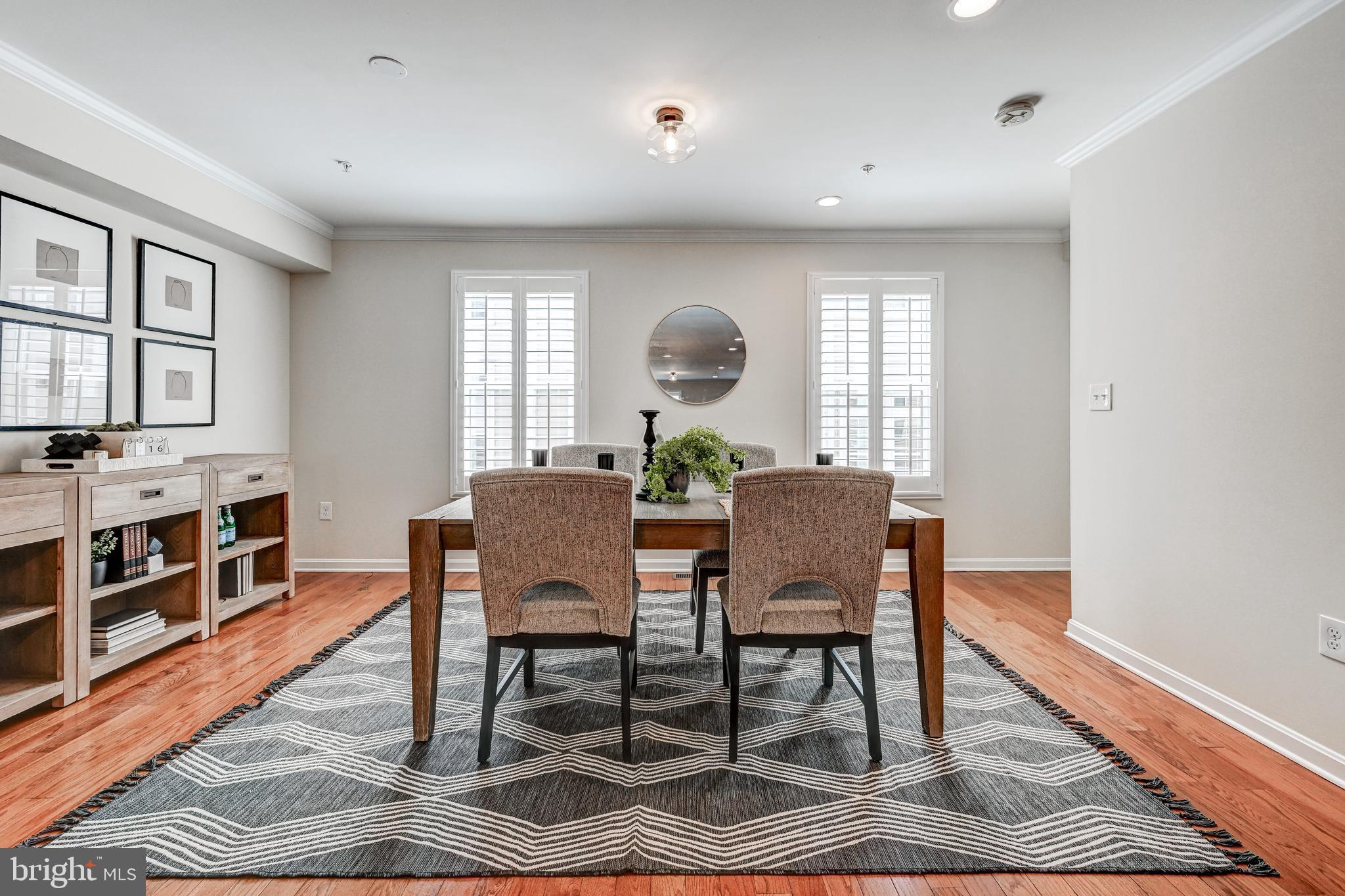ATHENA SQUARE - Residential