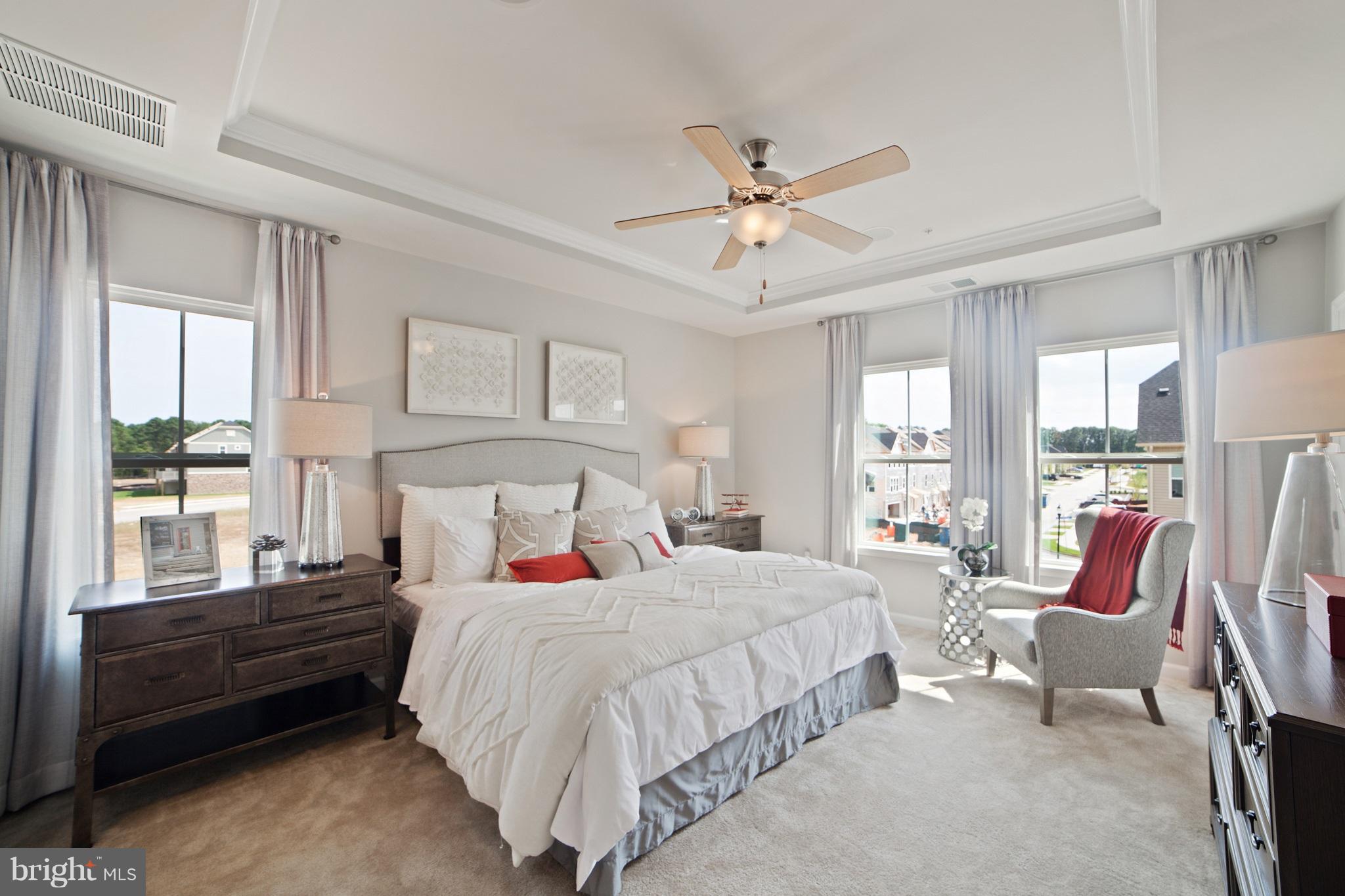 CREEKSIDE VILLAGE - Residential