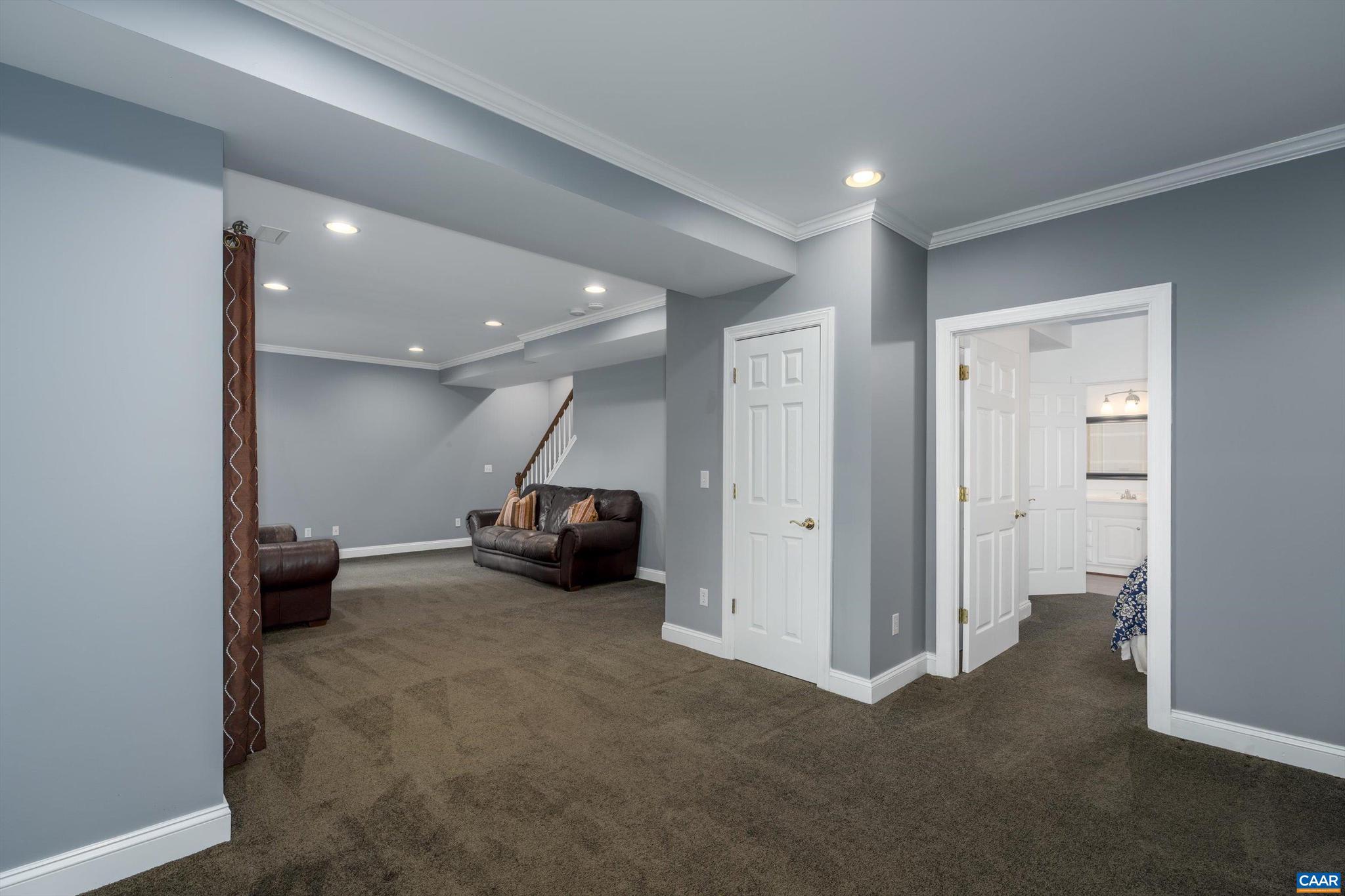 STILL MEADOW - Residential