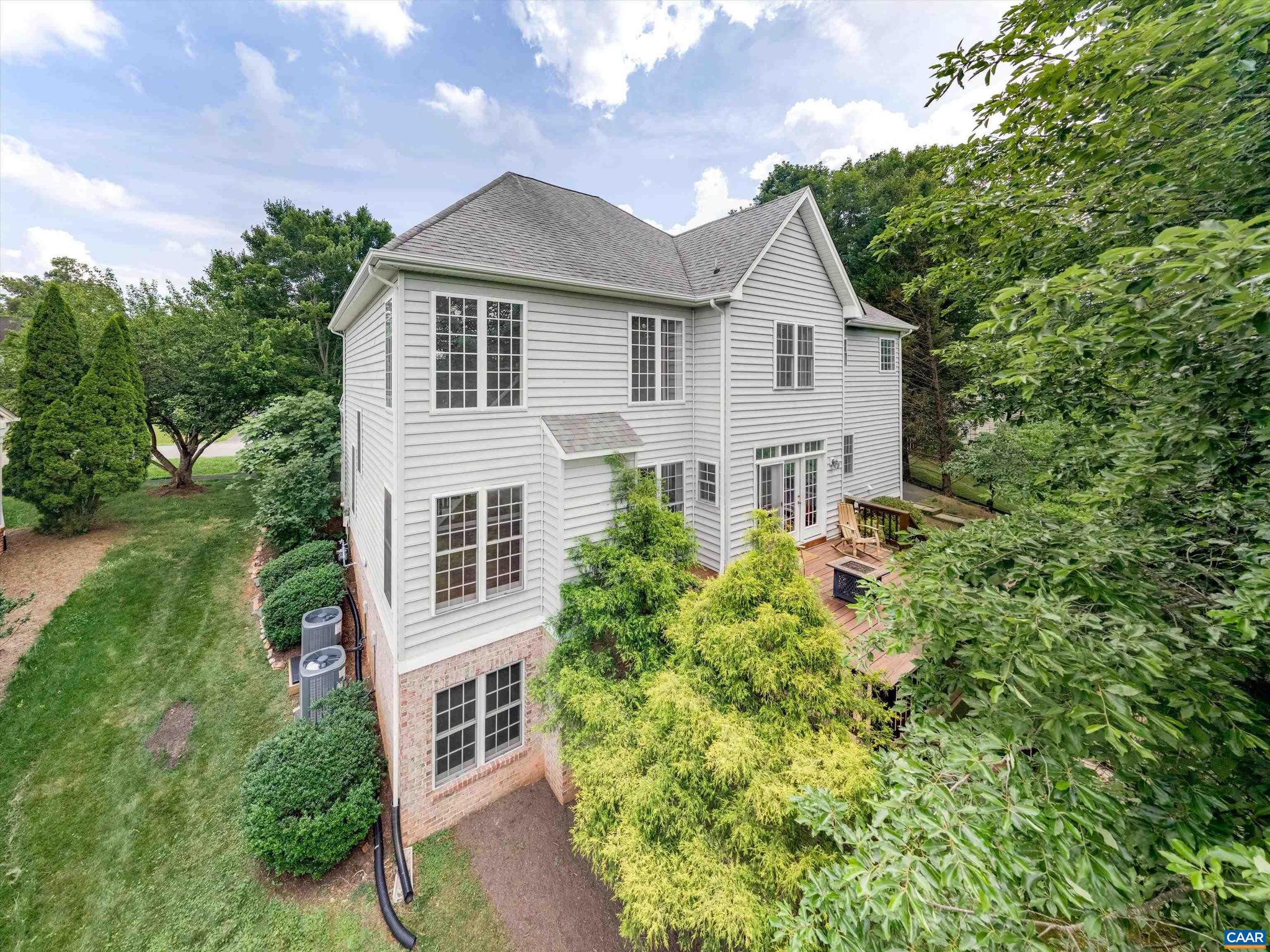 STILL MEADOW - Residential