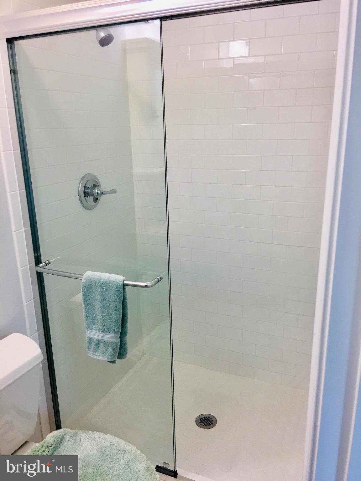 LAWNVALE ESTATES - Residential