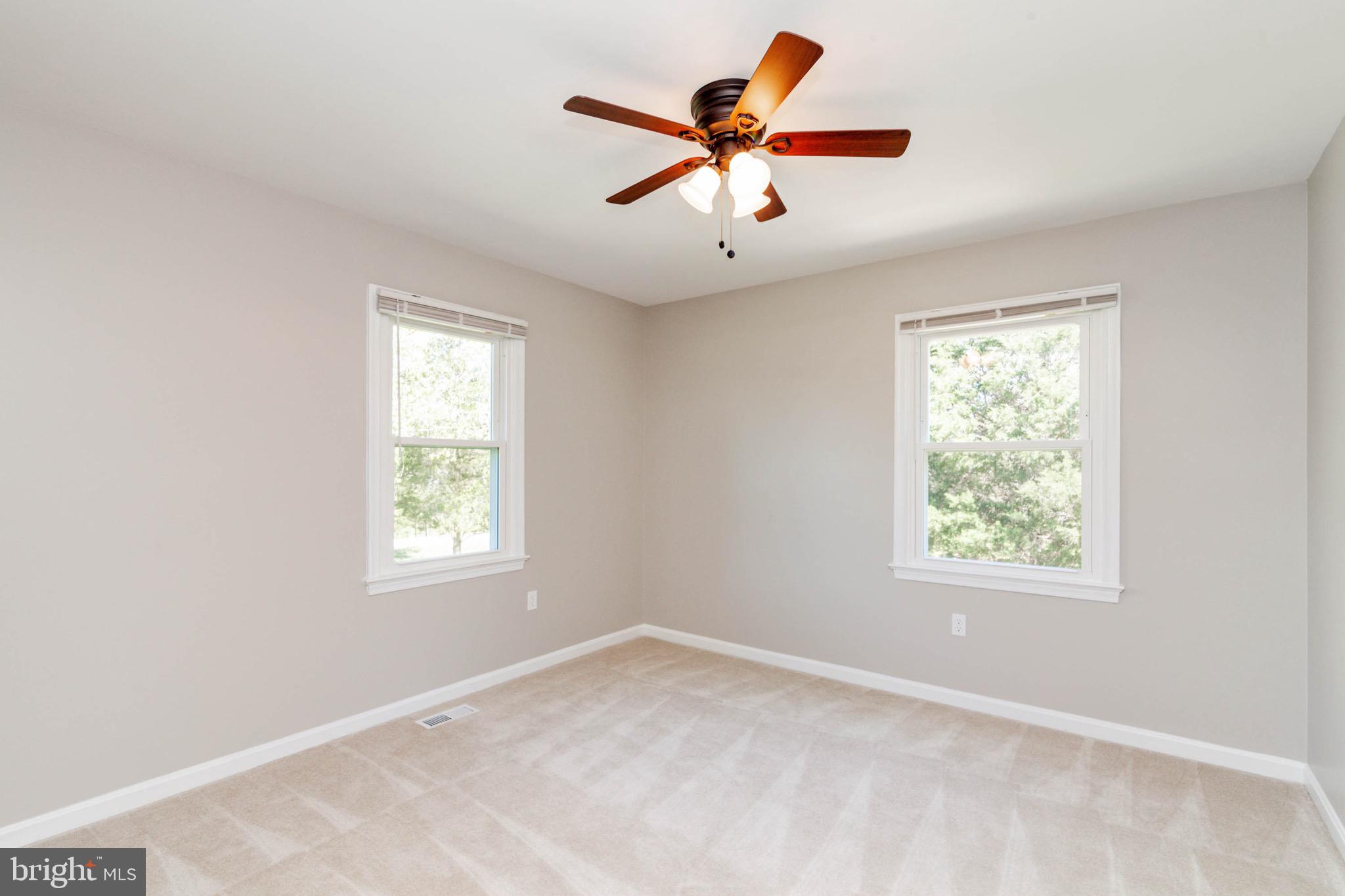 LAWNVALE ESTATES - Residential