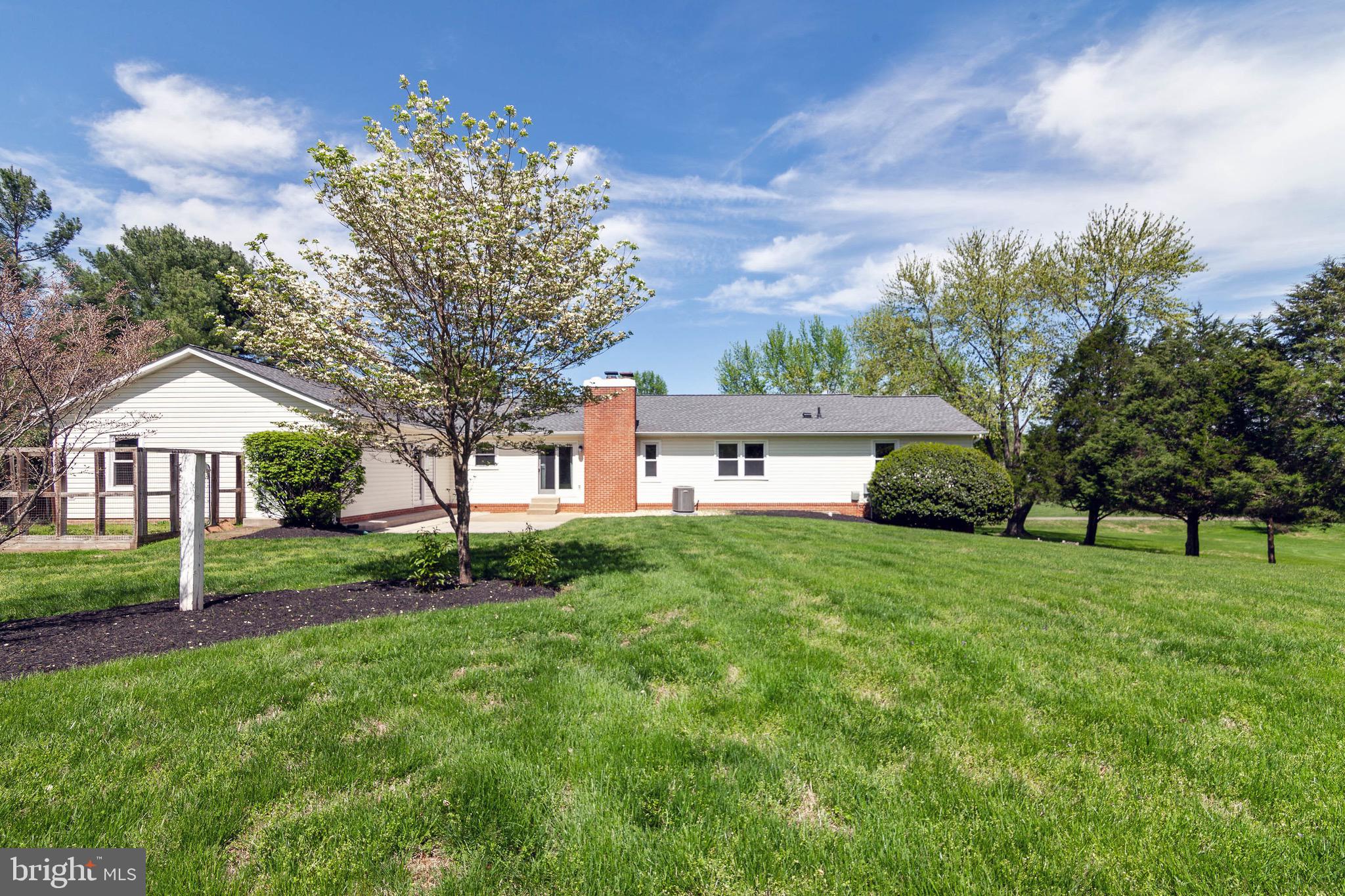 LAWNVALE ESTATES - Residential