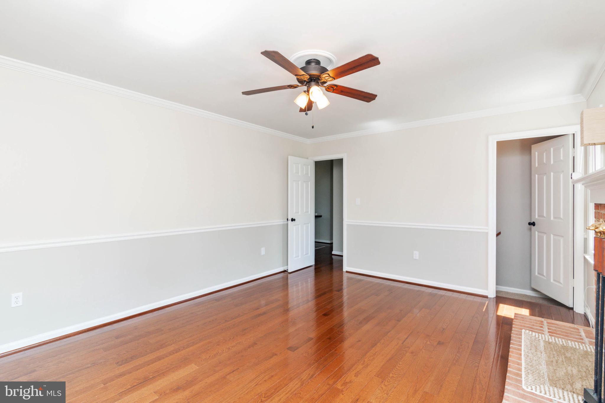 LAWNVALE ESTATES - Residential