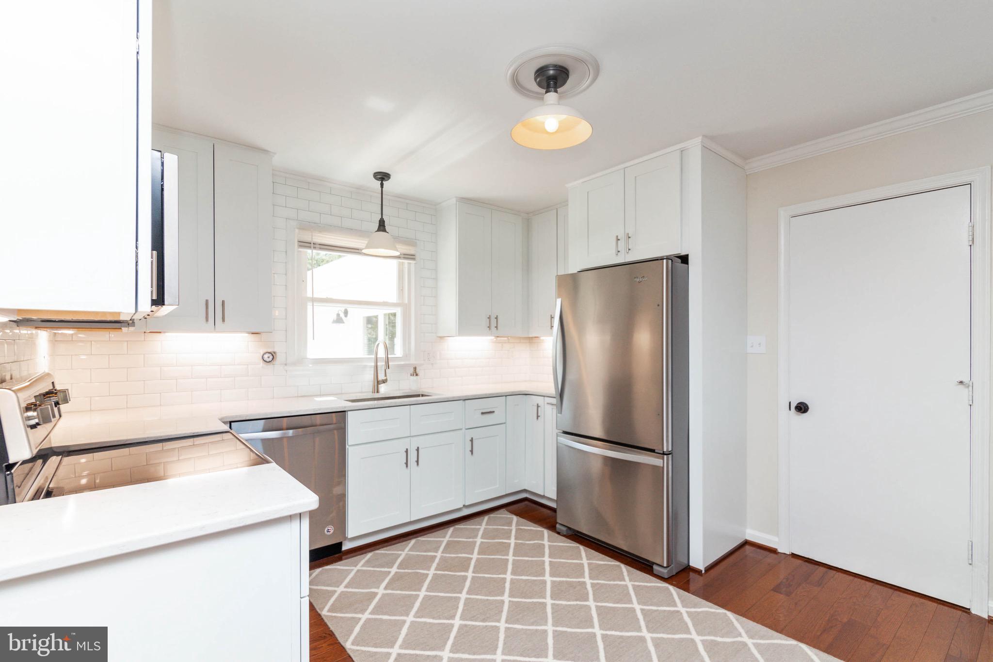 LAWNVALE ESTATES - Residential