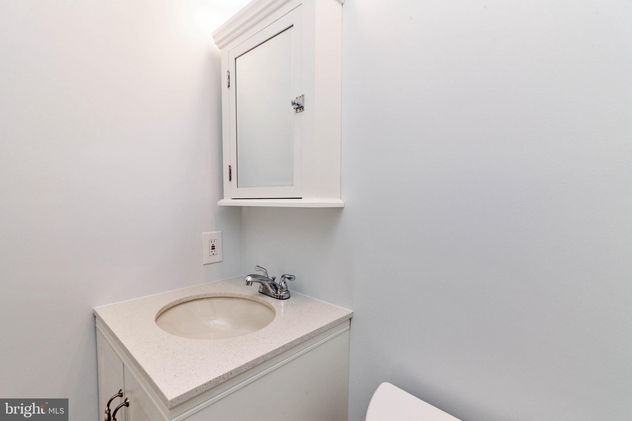 LAWNVALE ESTATES - Residential