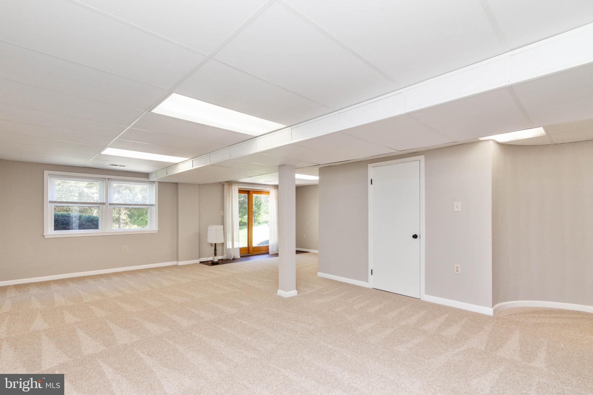 LAWNVALE ESTATES - Residential