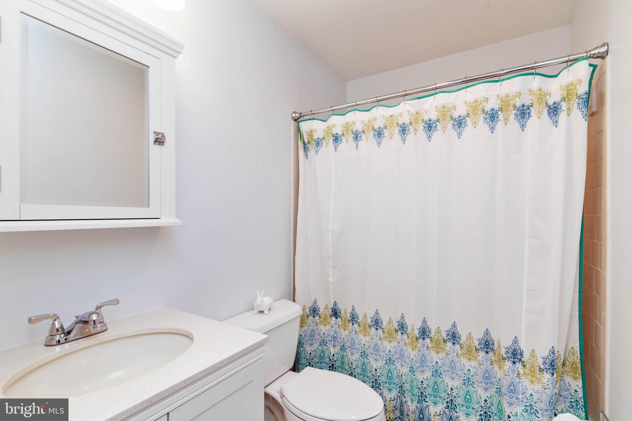 LAWNVALE ESTATES - Residential