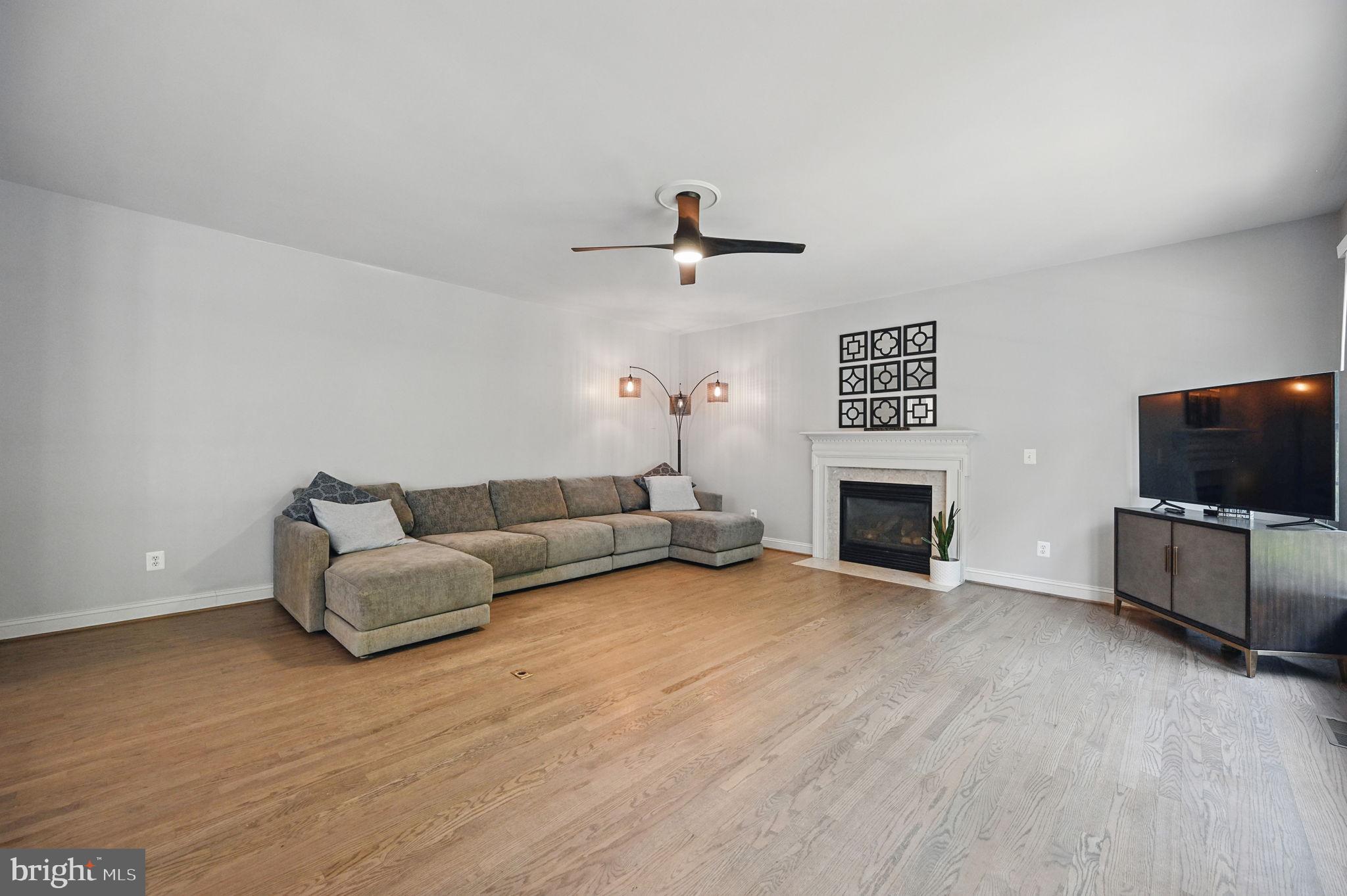 4788 CHARTER COURT