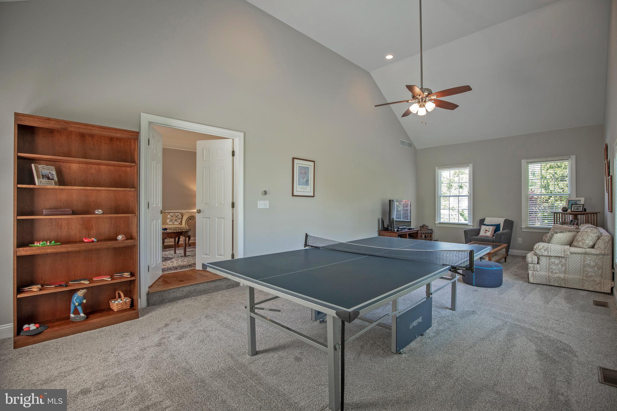 OAKS OF BUCKINGHAM - Residential