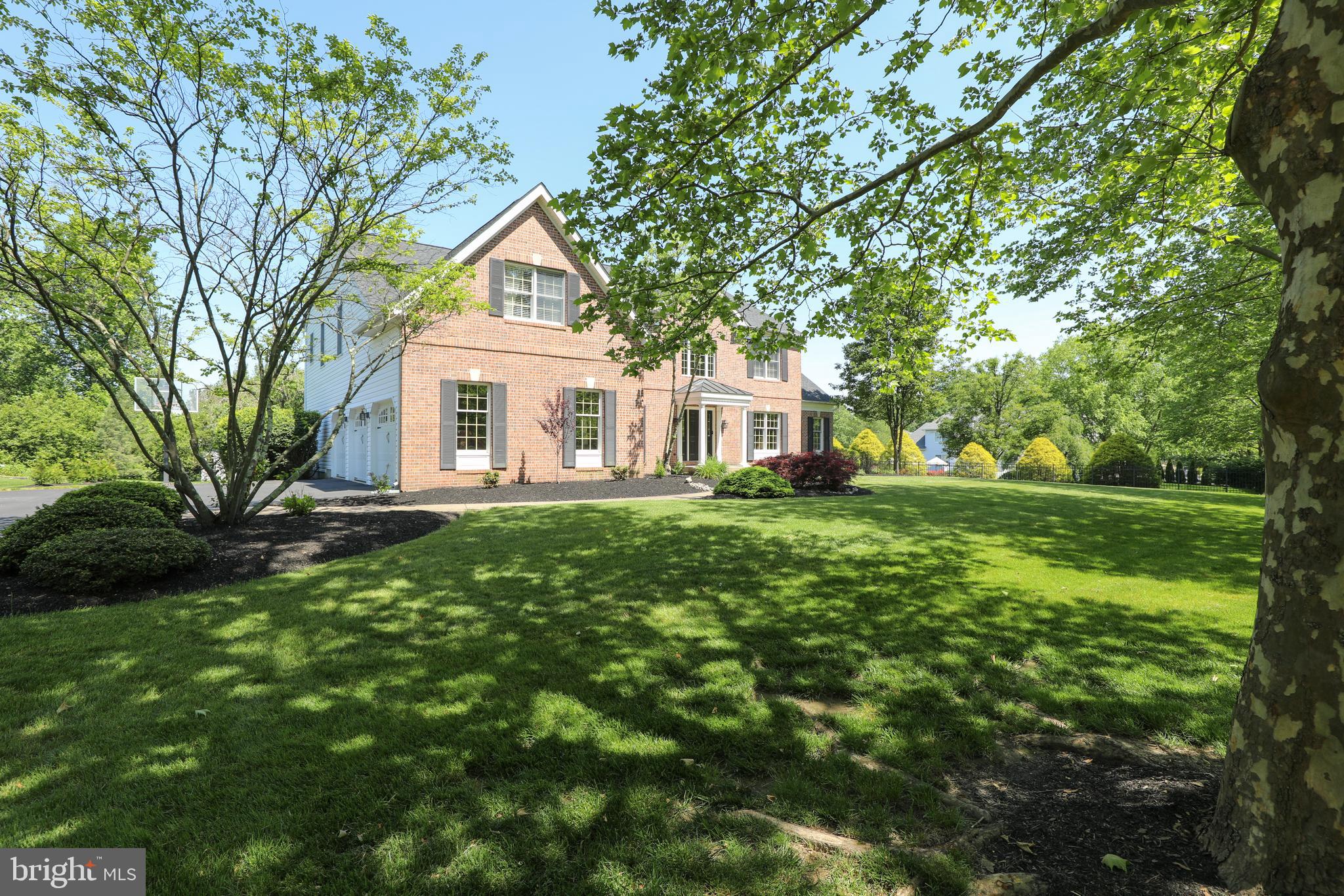 OAKS OF BUCKINGHAM - Residential