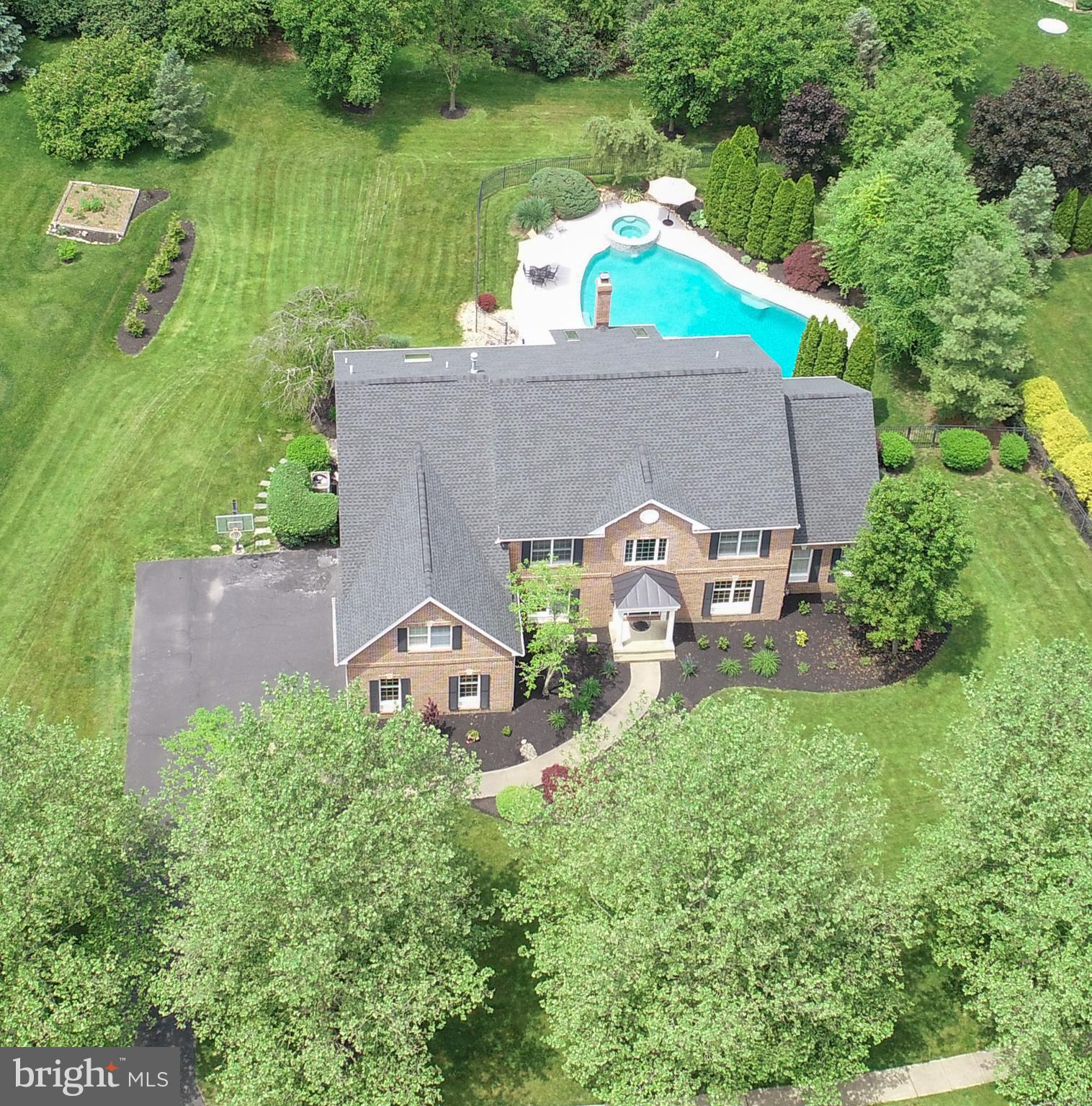 OAKS OF BUCKINGHAM - Residential