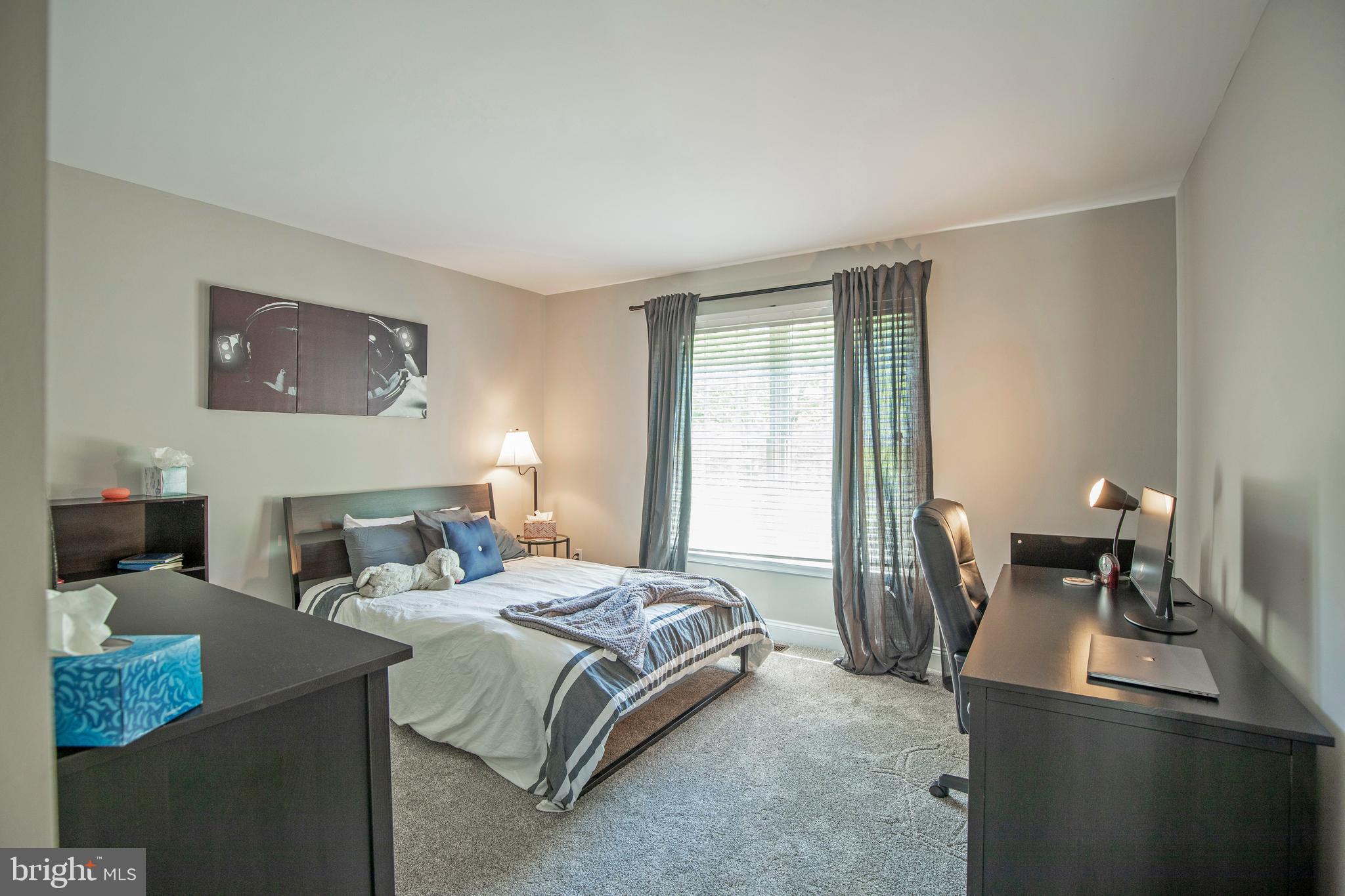 OAKS OF BUCKINGHAM - Residential