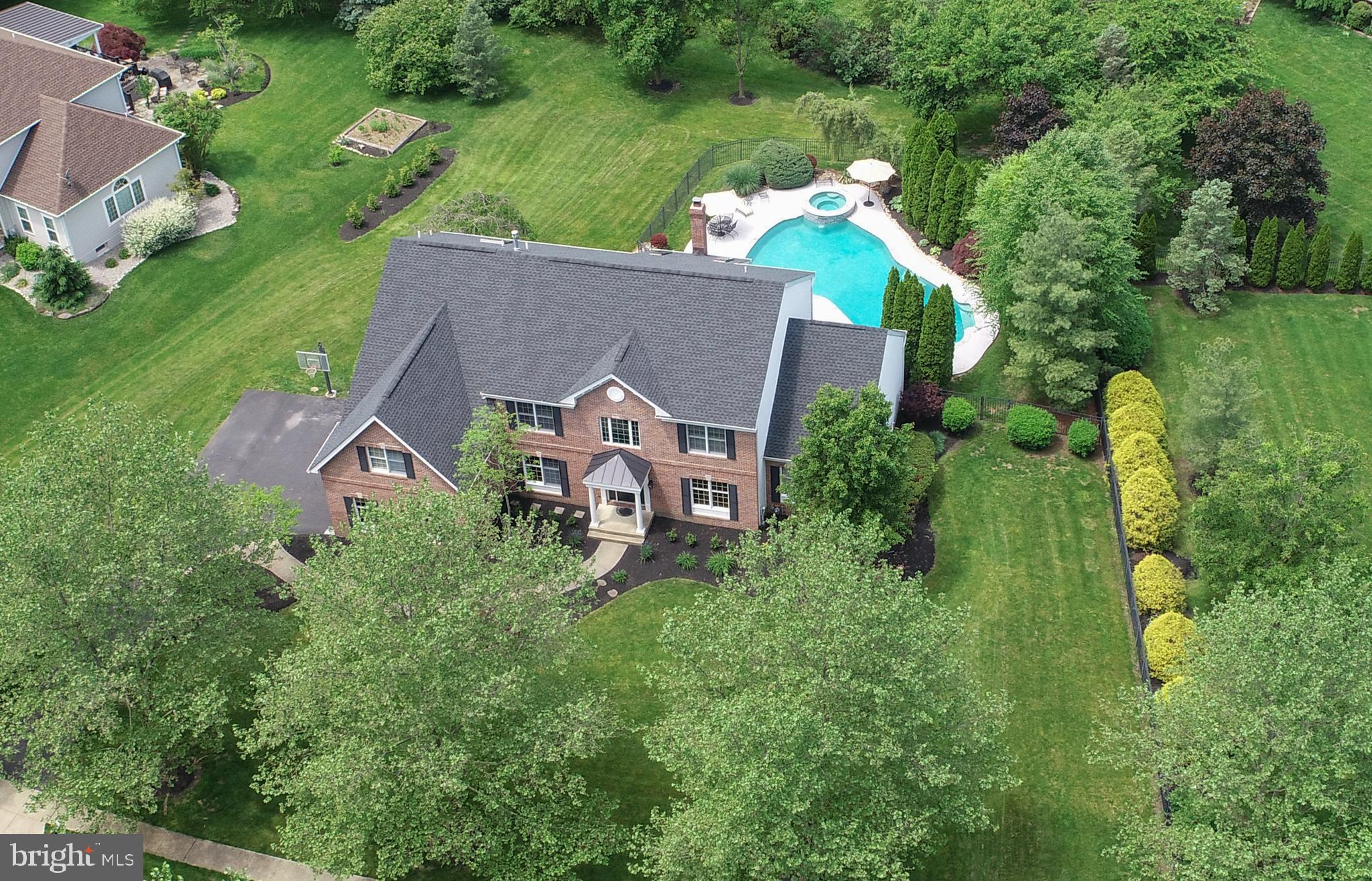 OAKS OF BUCKINGHAM - Residential