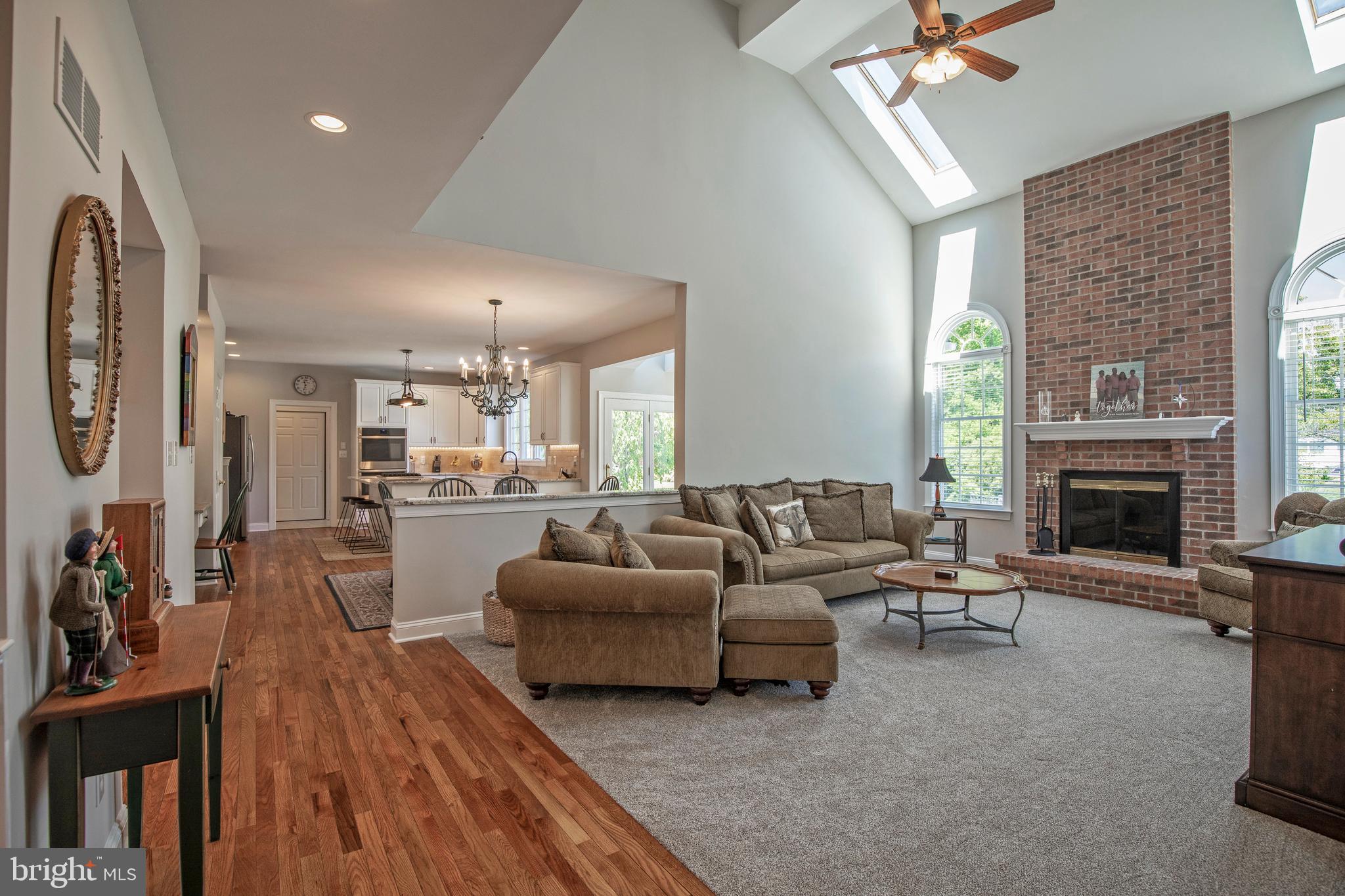 OAKS OF BUCKINGHAM - Residential