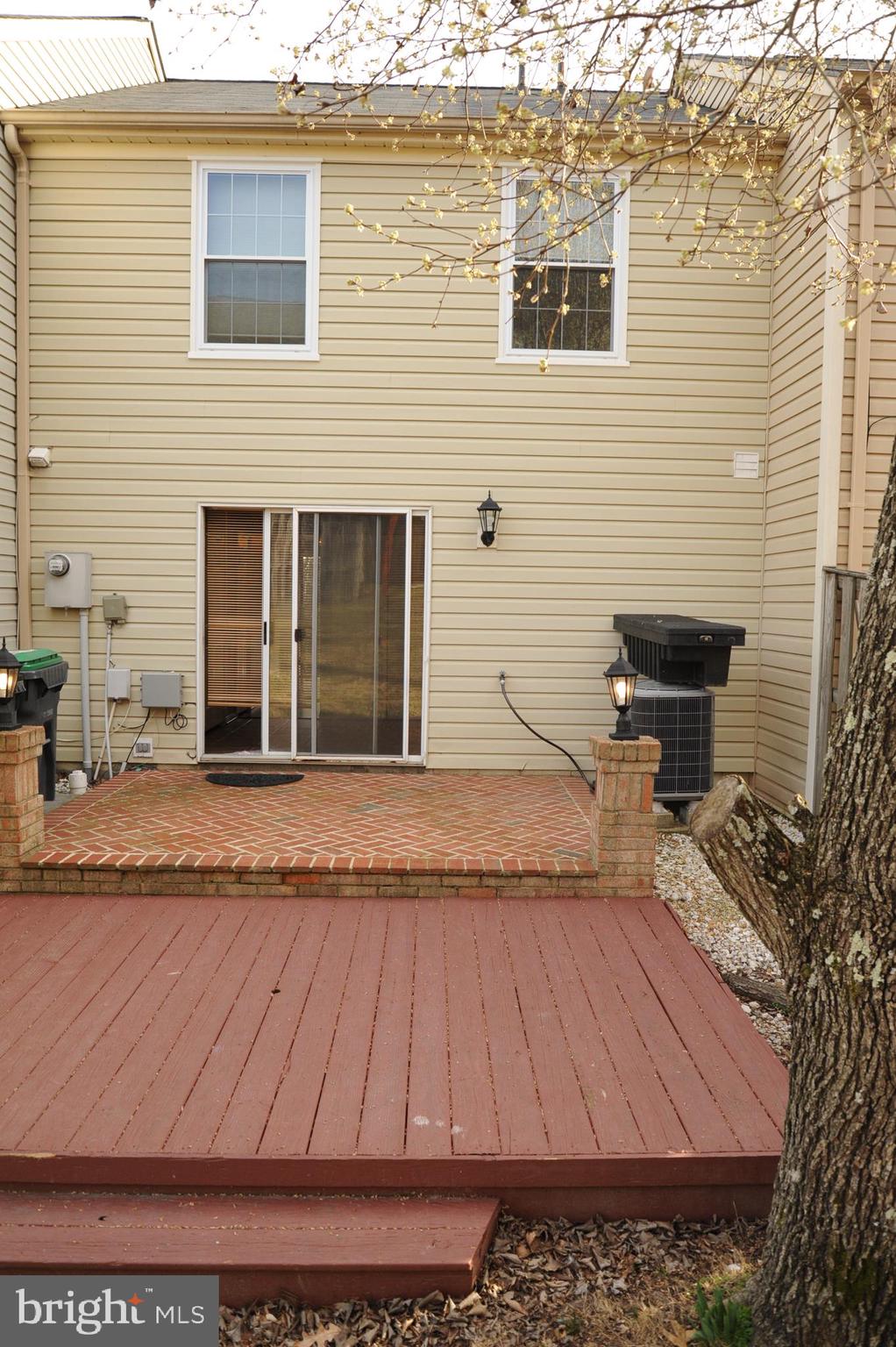 LIBERTY PLACE - Residential Lease