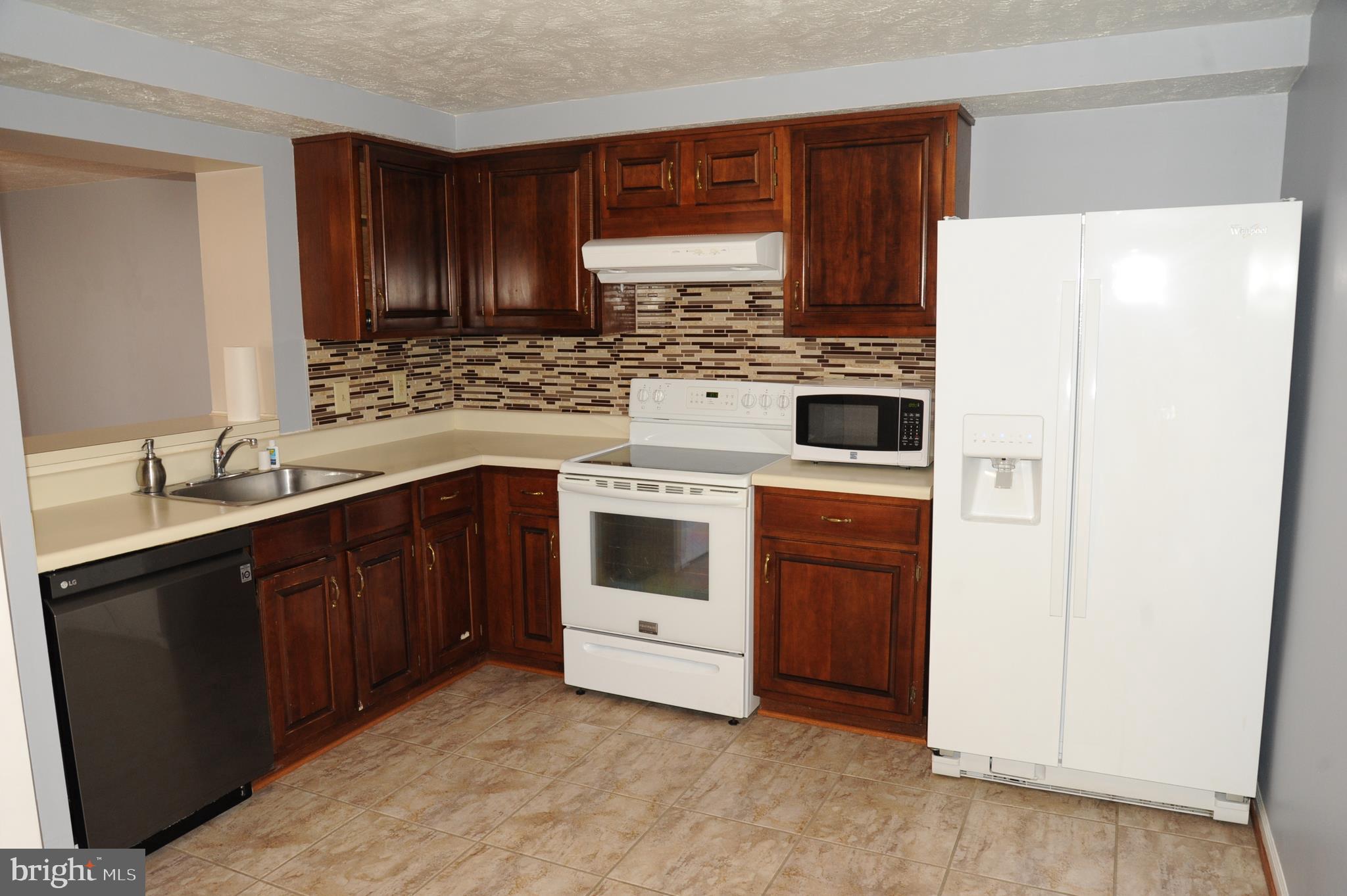 LIBERTY PLACE - Residential Lease