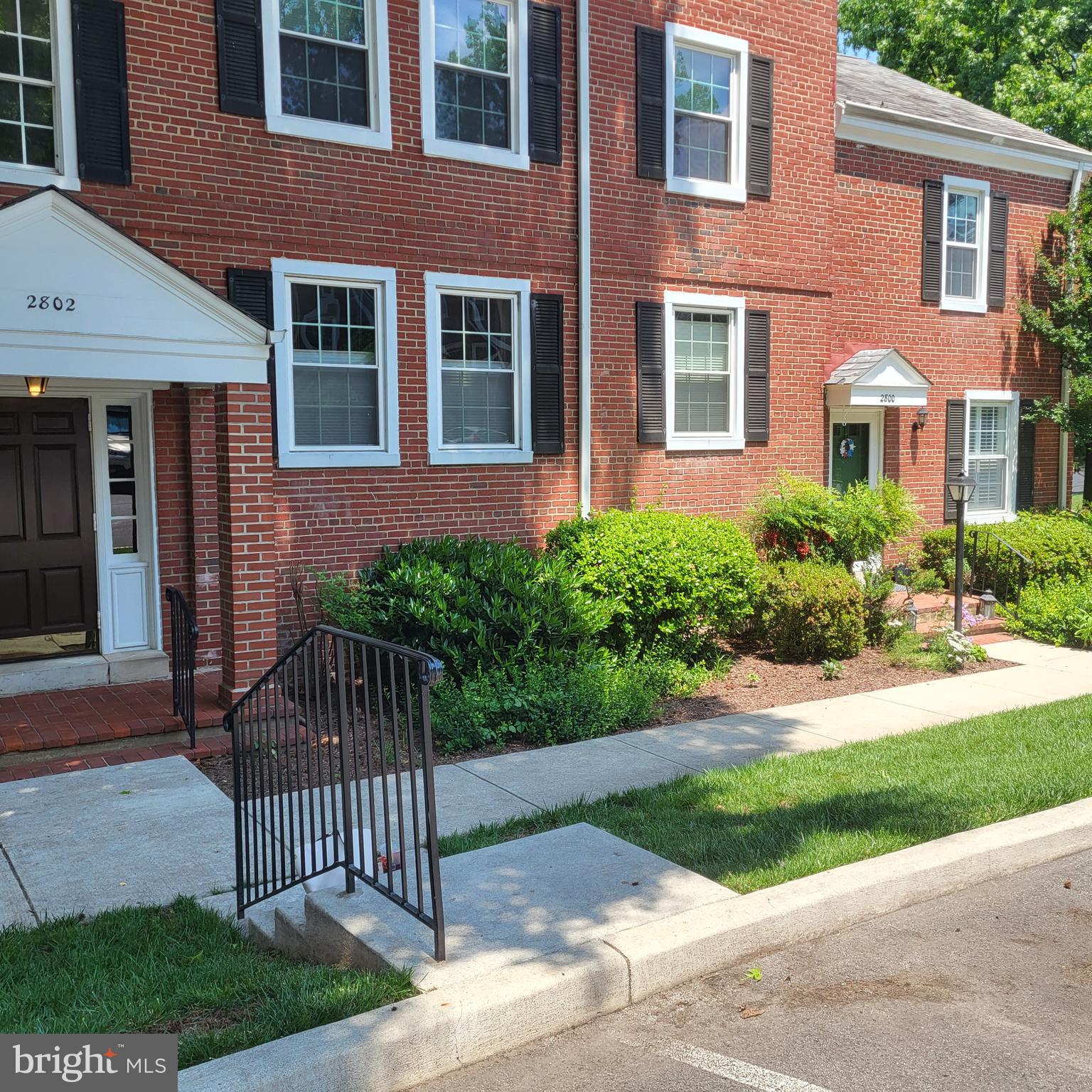 FAIRLINGTON VILLAGE - Residential Lease