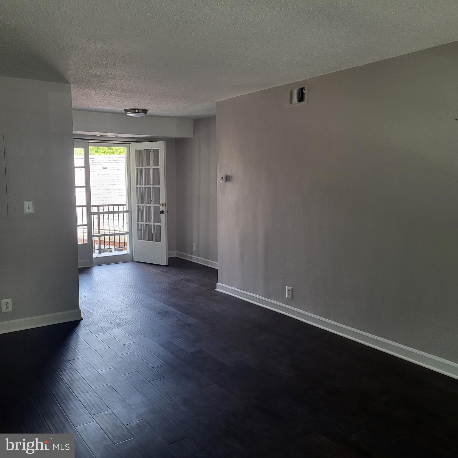 FAIRLINGTON VILLAGE - Residential Lease