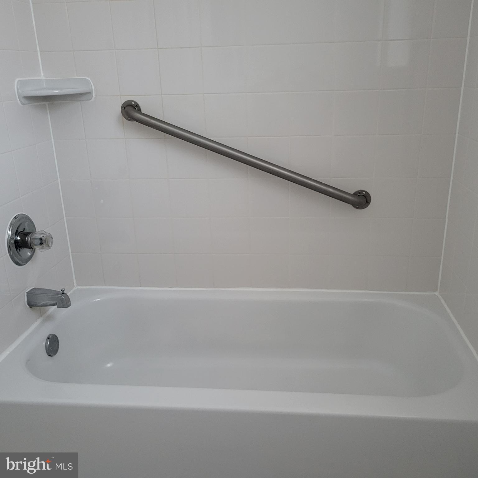 FAIRLINGTON VILLAGE - Residential Lease