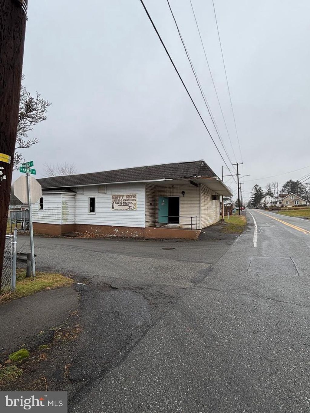 Photo of 602 W Market Street, WILLIAMSTOWN, PA 17098 (MLS # PADA2052202)