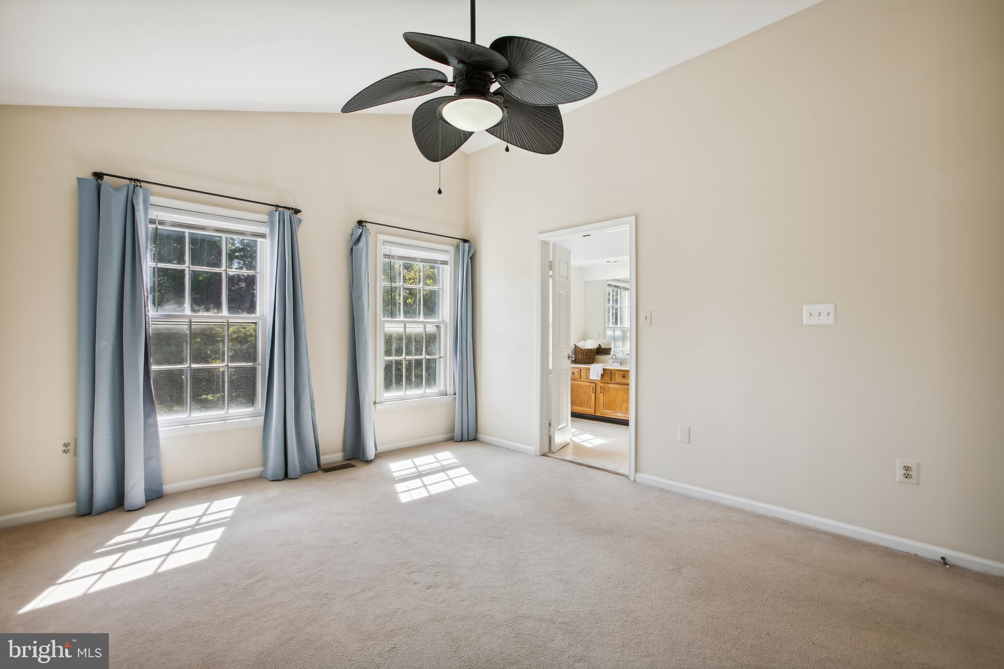 SEQUOIA FARMS - Residential