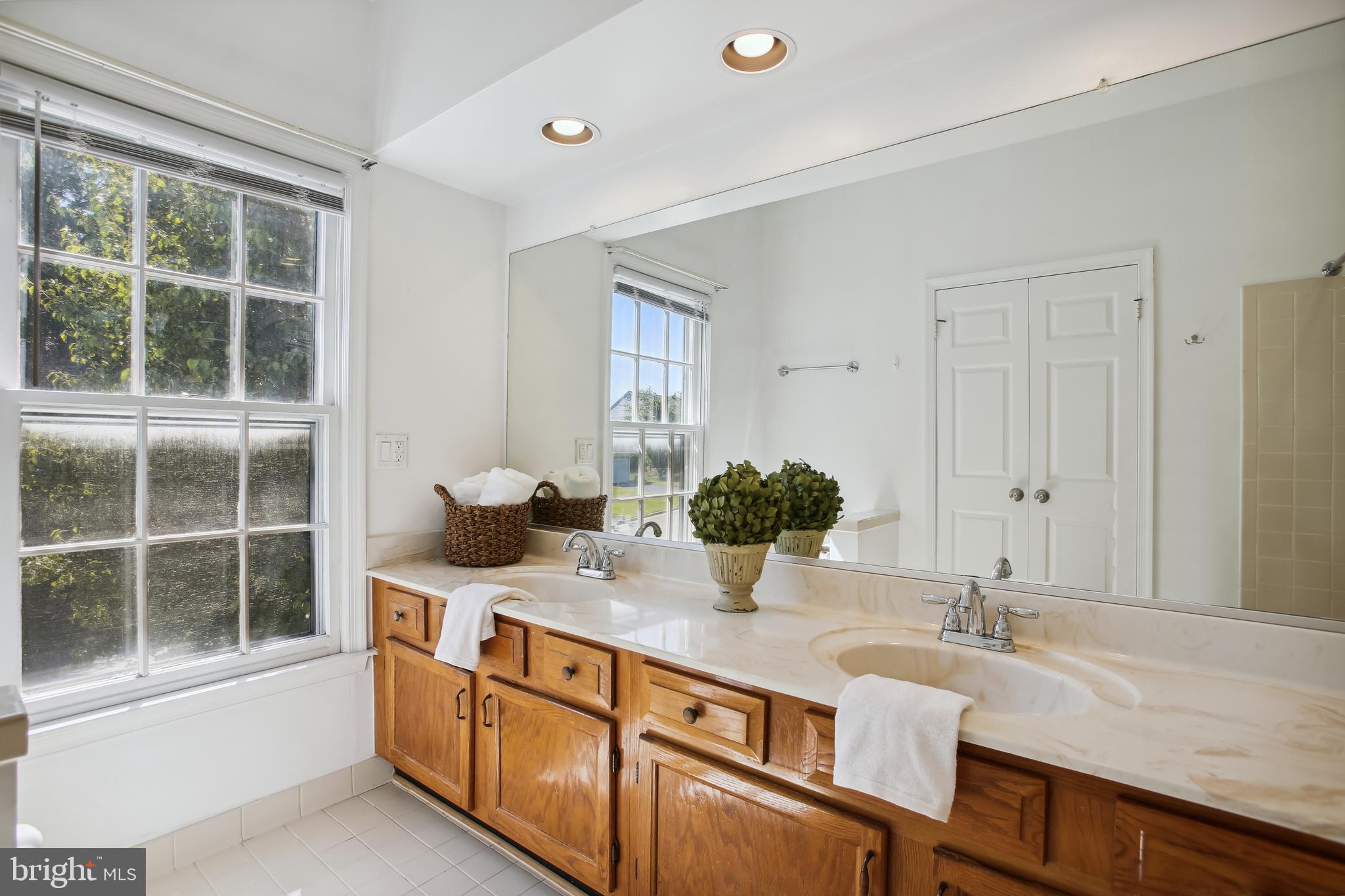 SEQUOIA FARMS - Residential