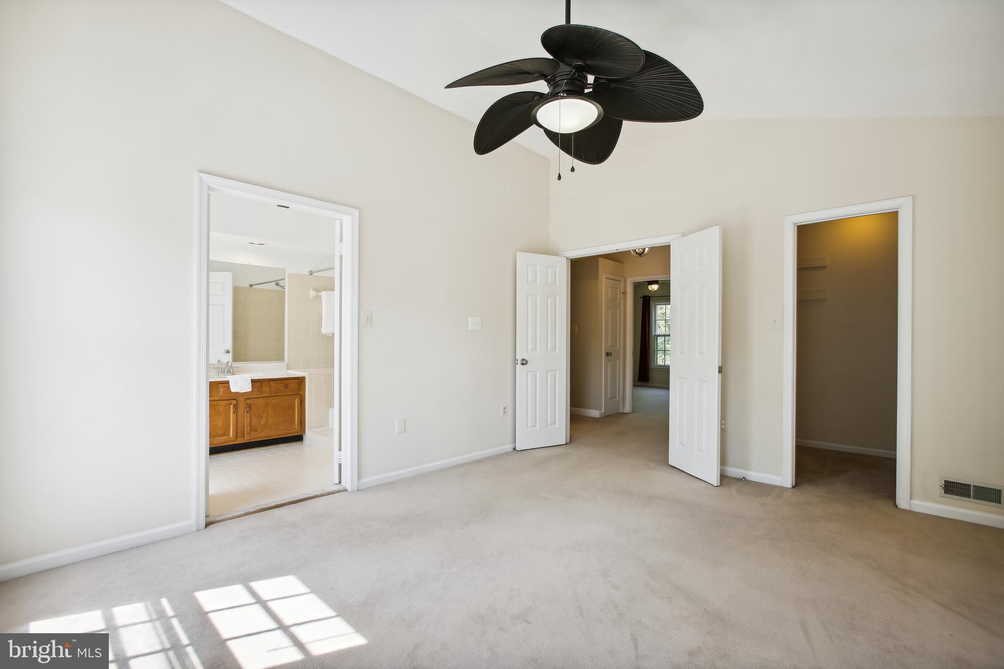 SEQUOIA FARMS - Residential