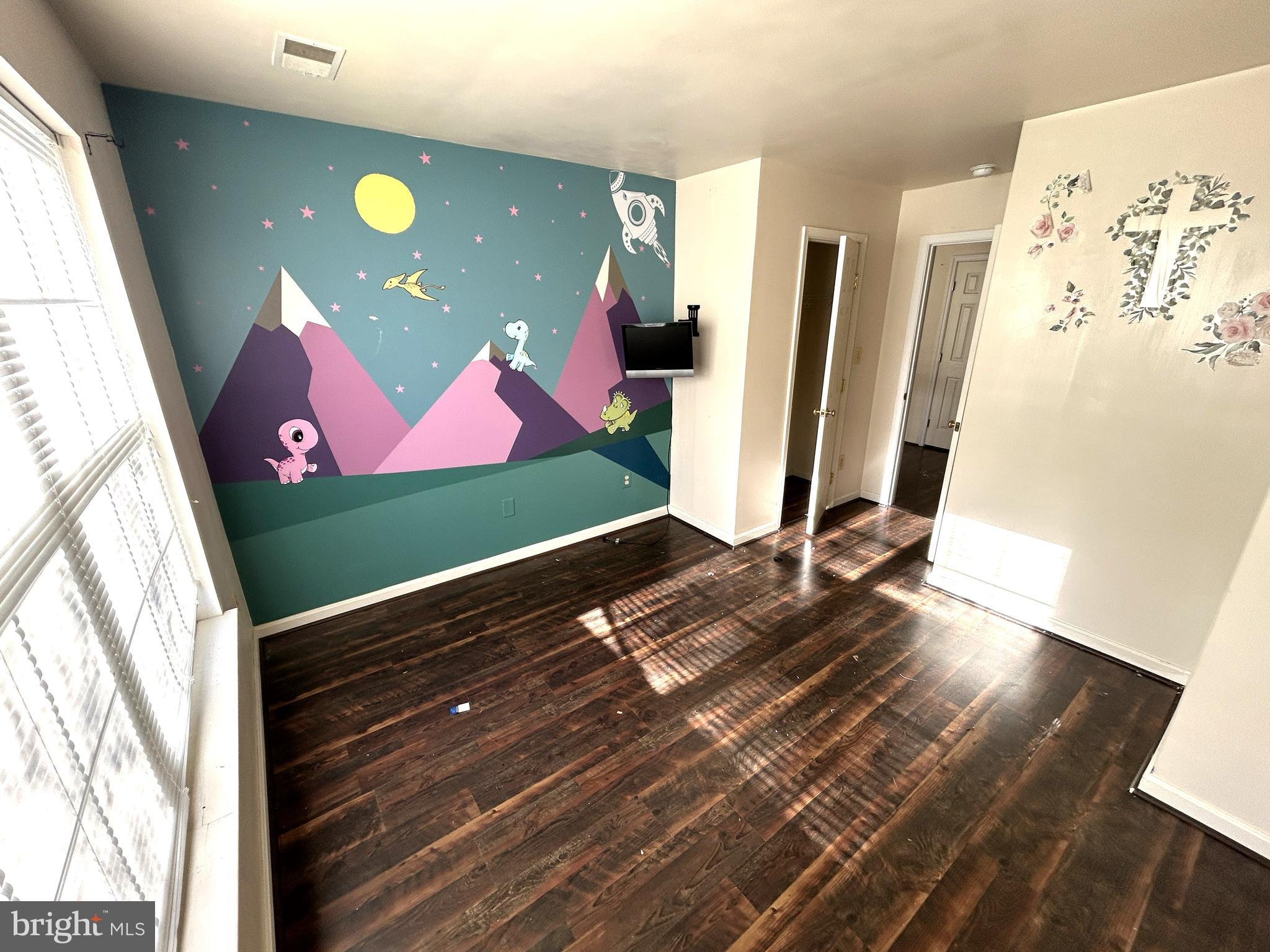 GREENBRIER - Residential