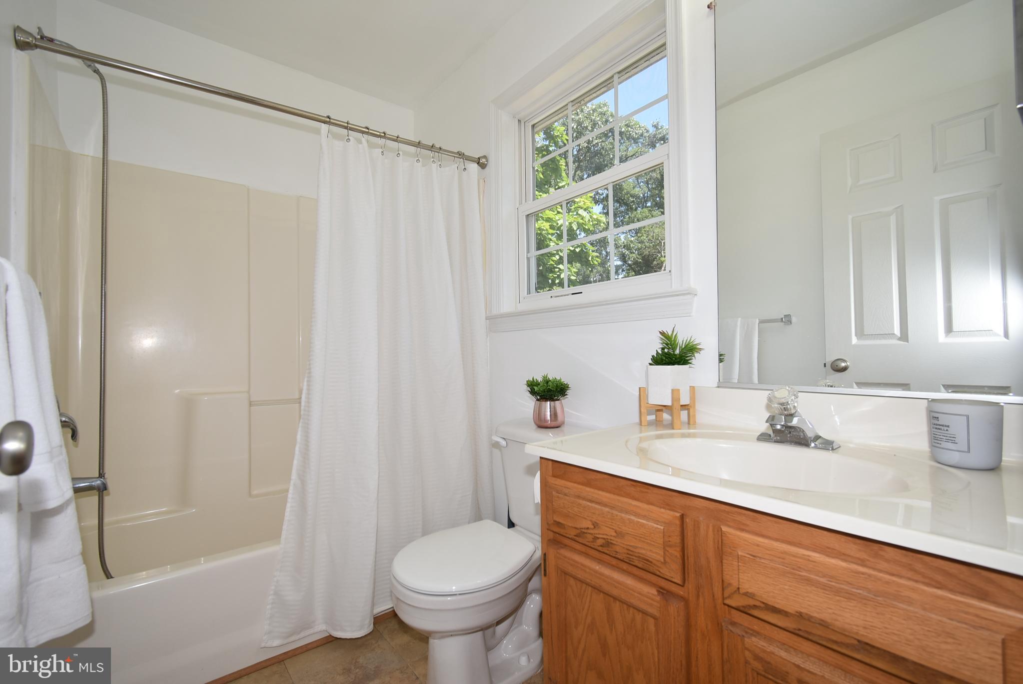 GLENDALE TERRACE - Residential