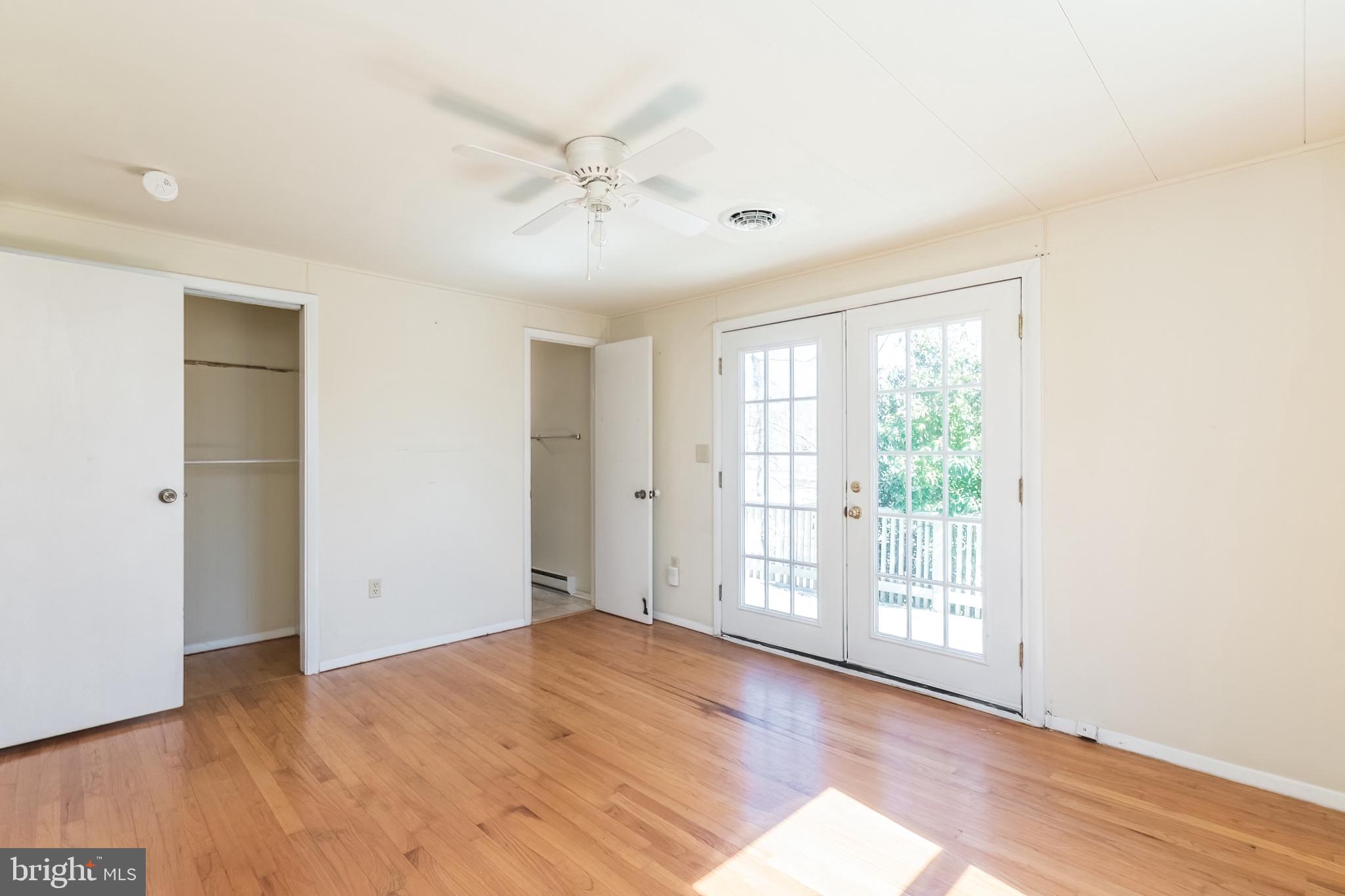 POTOMAC WOODS - Residential