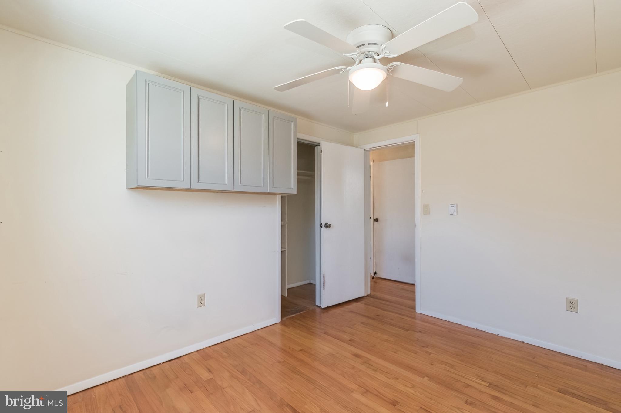 POTOMAC WOODS - Residential