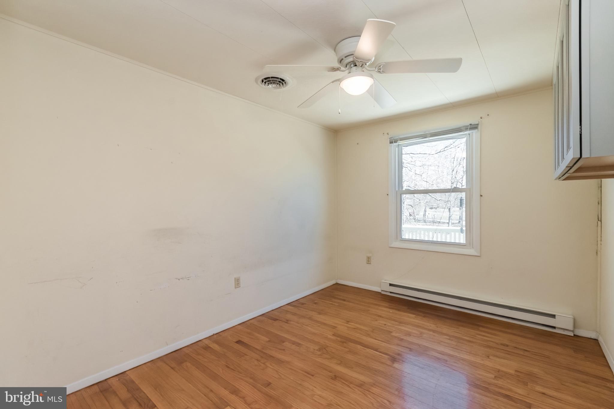 POTOMAC WOODS - Residential