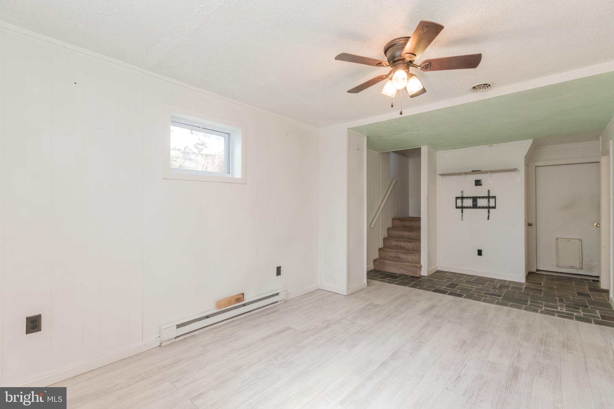 POTOMAC WOODS - Residential