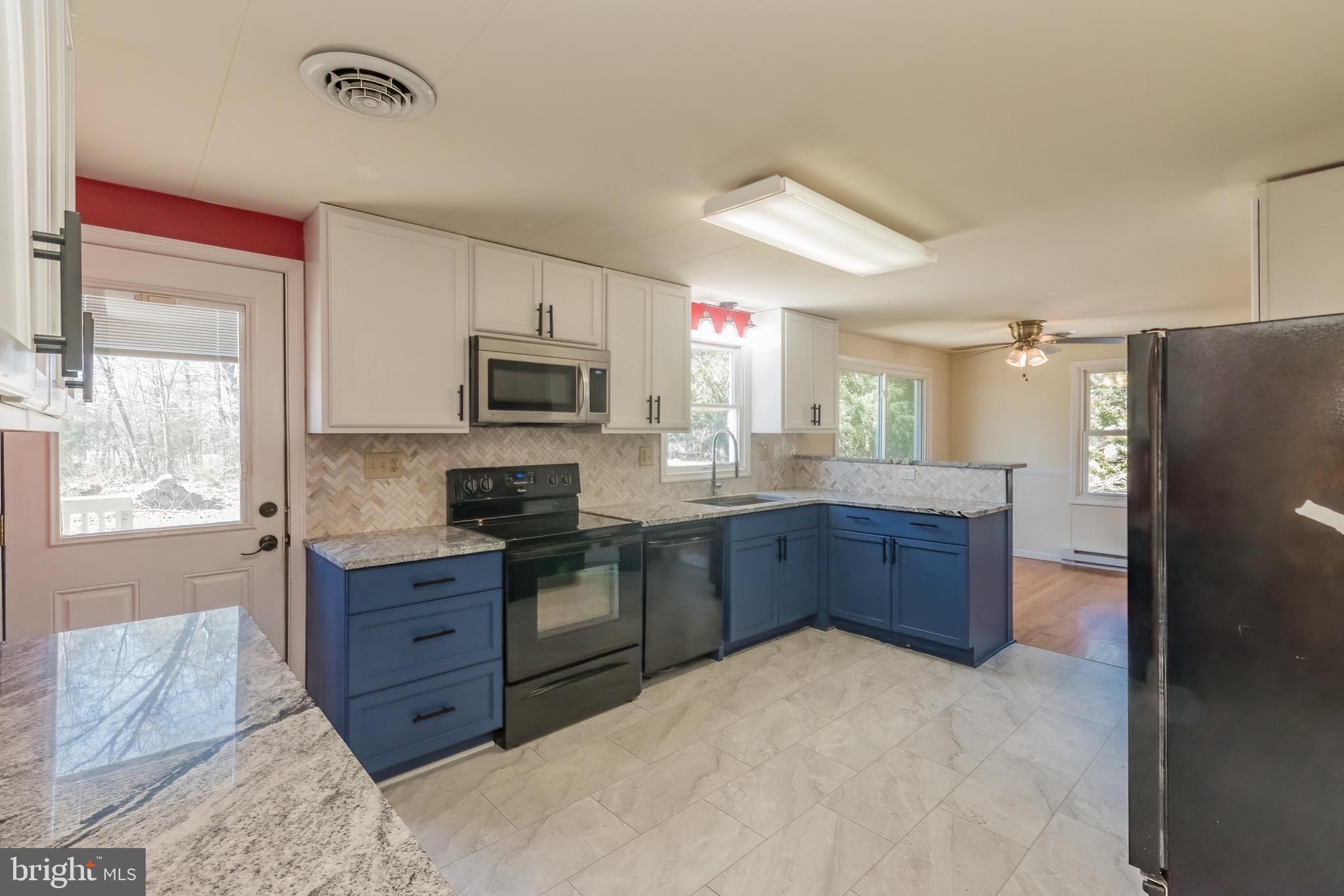 POTOMAC WOODS - Residential