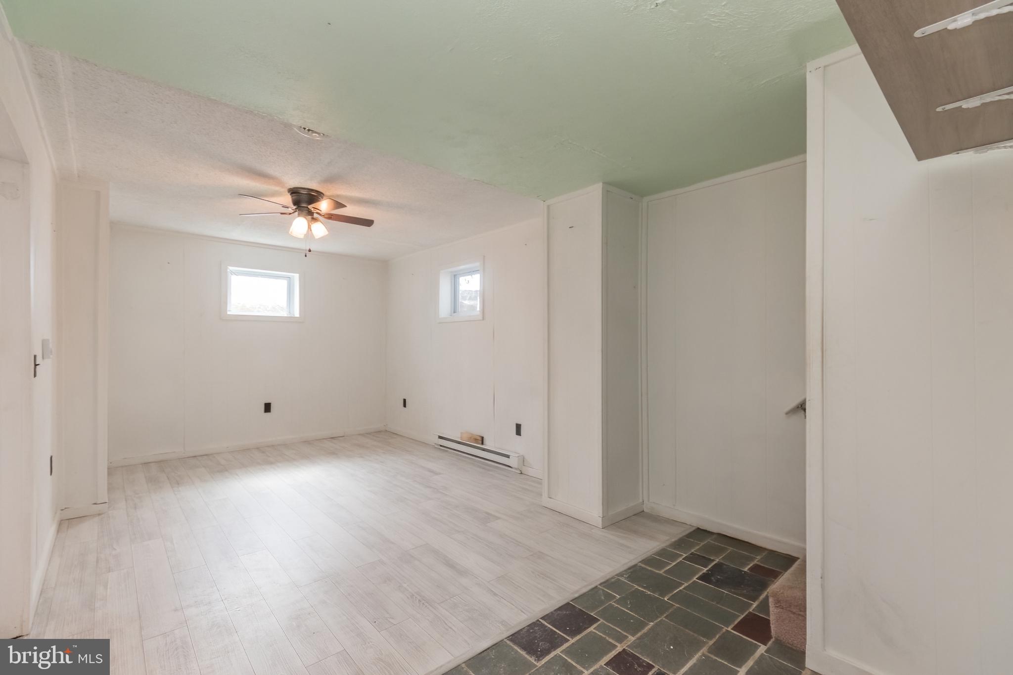 POTOMAC WOODS - Residential