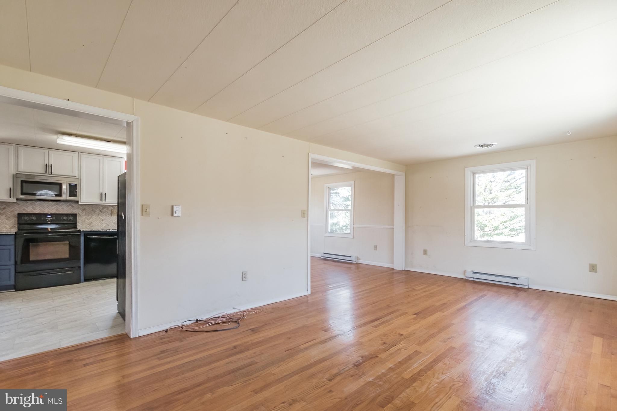 POTOMAC WOODS - Residential